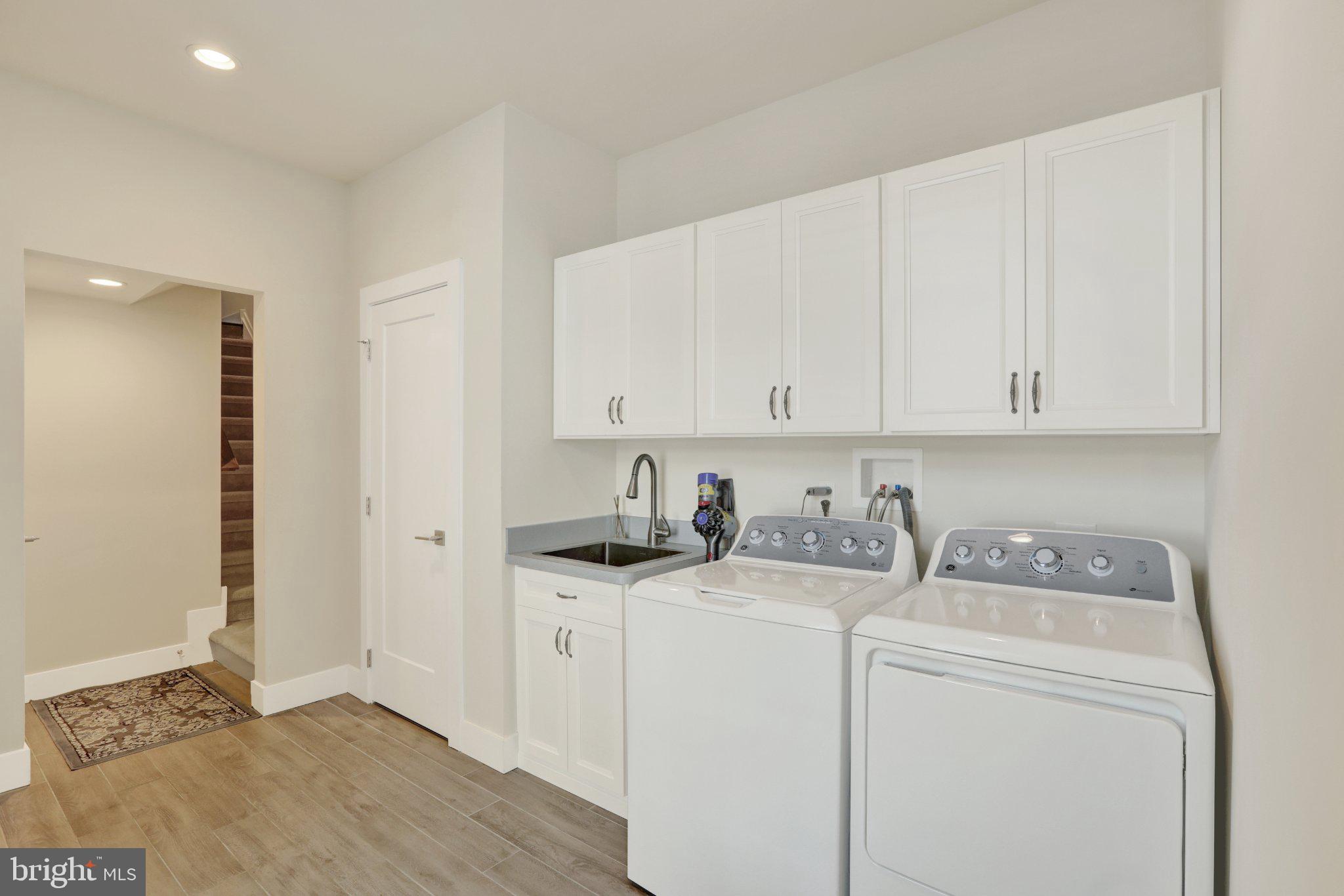 FENTONS CORNER - Residential