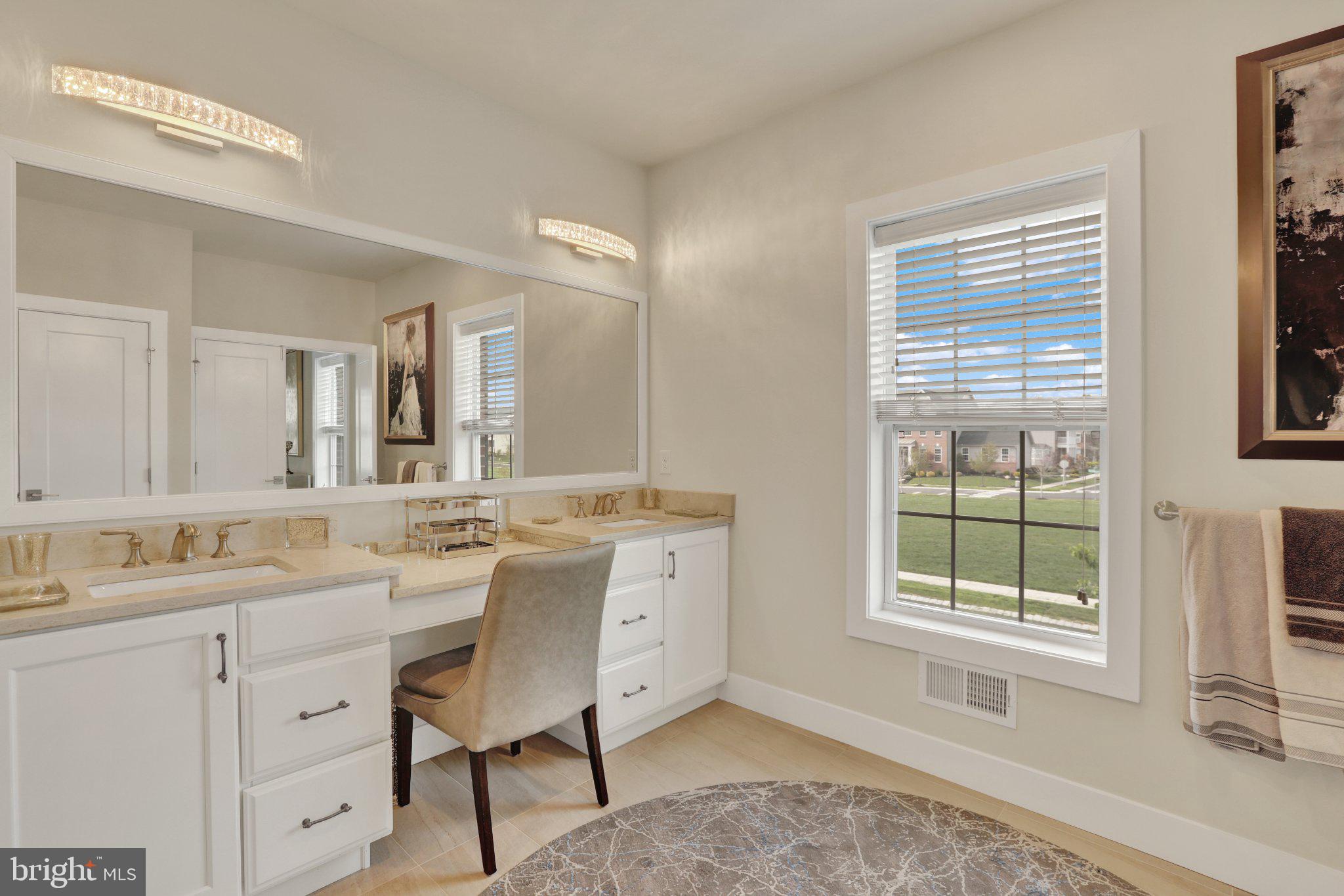 FENTONS CORNER - Residential