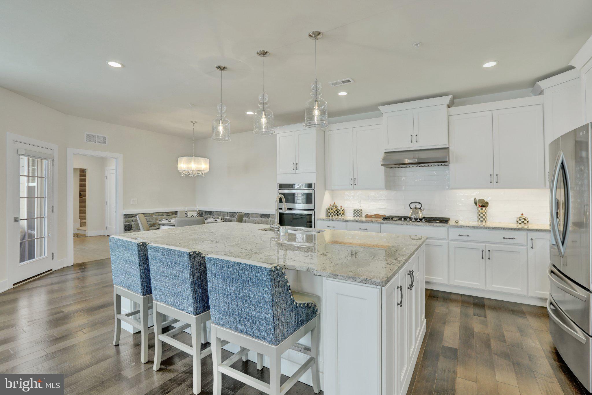 FENTONS CORNER - Residential