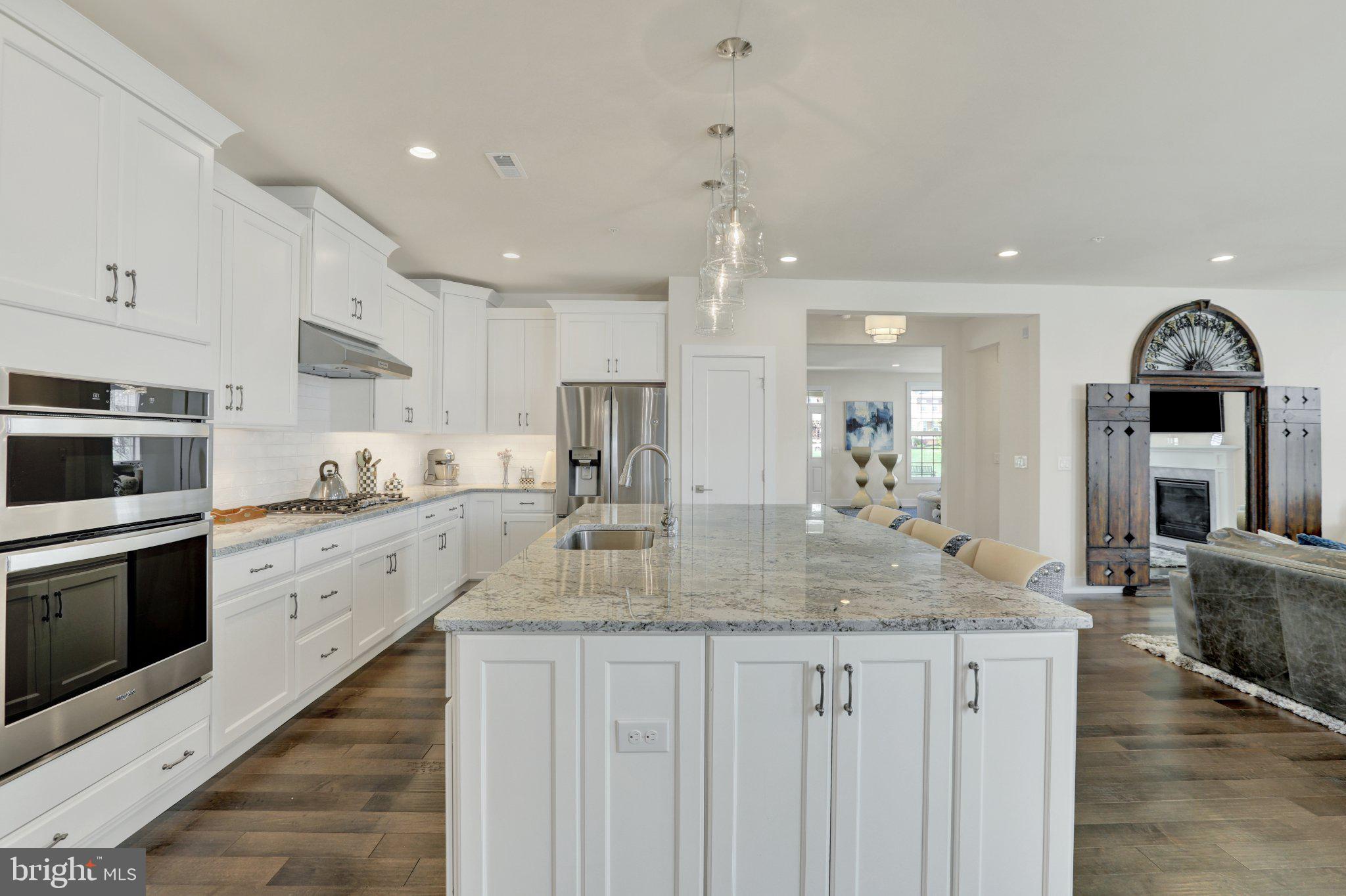 FENTONS CORNER - Residential