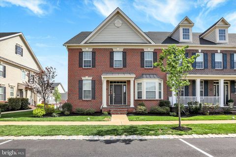 Photo of 4857 Indigo Drive, DOYLESTOWN, PA 18902 (MLS # PABU2118792)