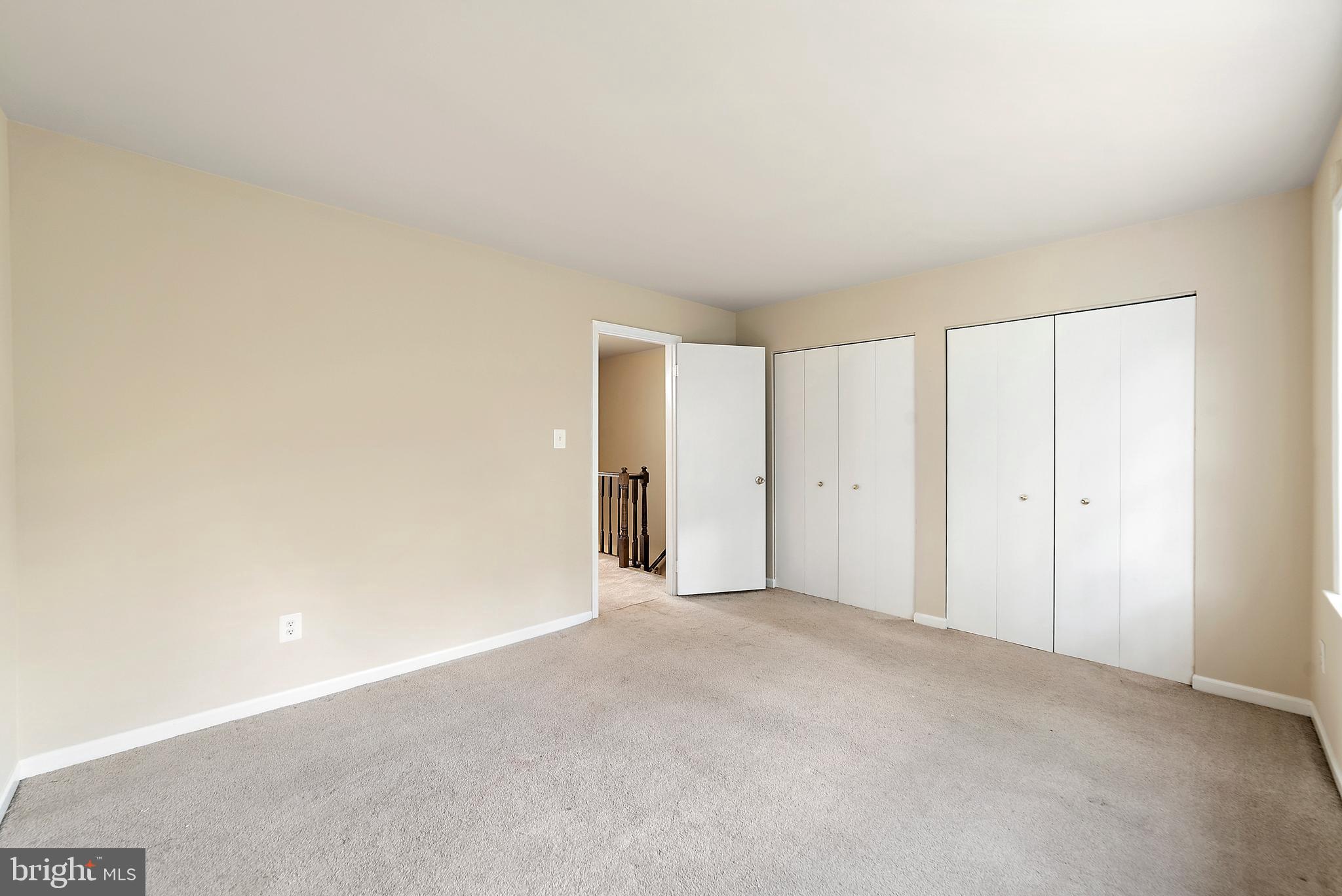 LEEDS SQUARE - Residential Lease