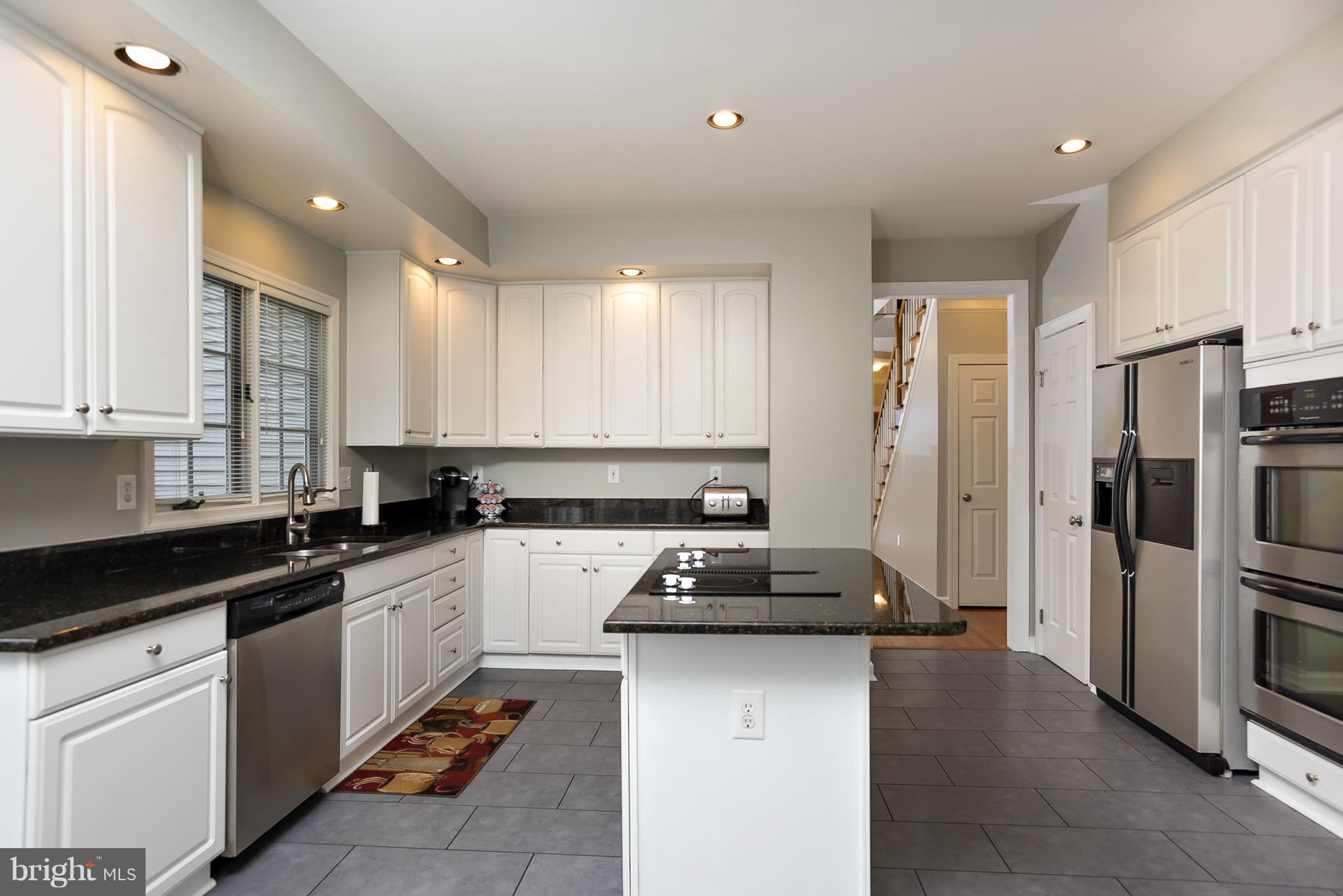 ROSEWOOD - Residential