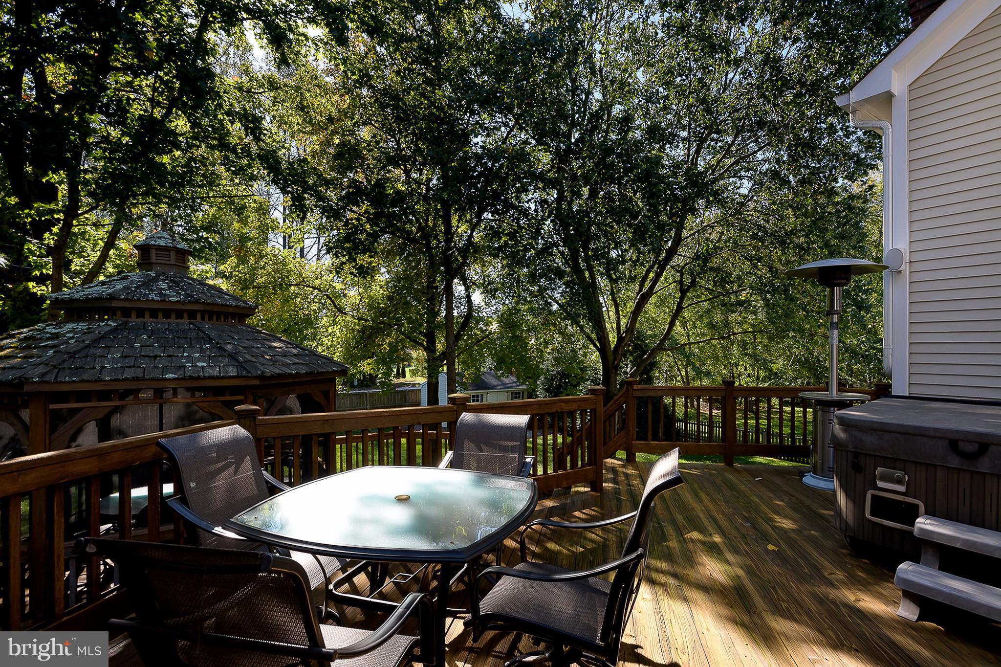 ROSEWOOD - Residential