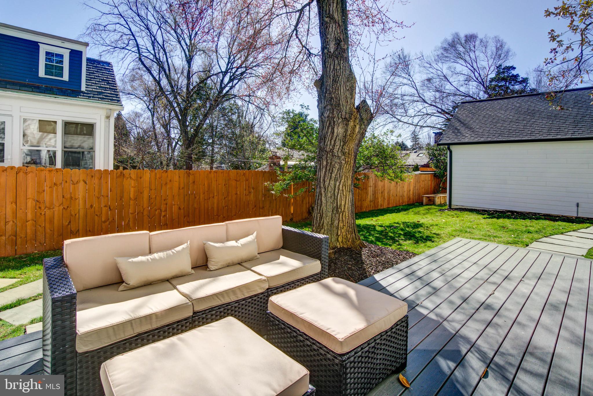 AMERICAN UNIVERSITY PARK - Residential