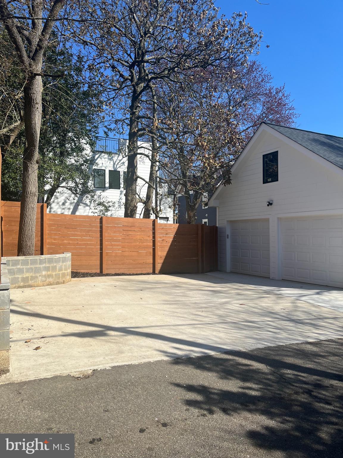 AMERICAN UNIVERSITY PARK - Residential