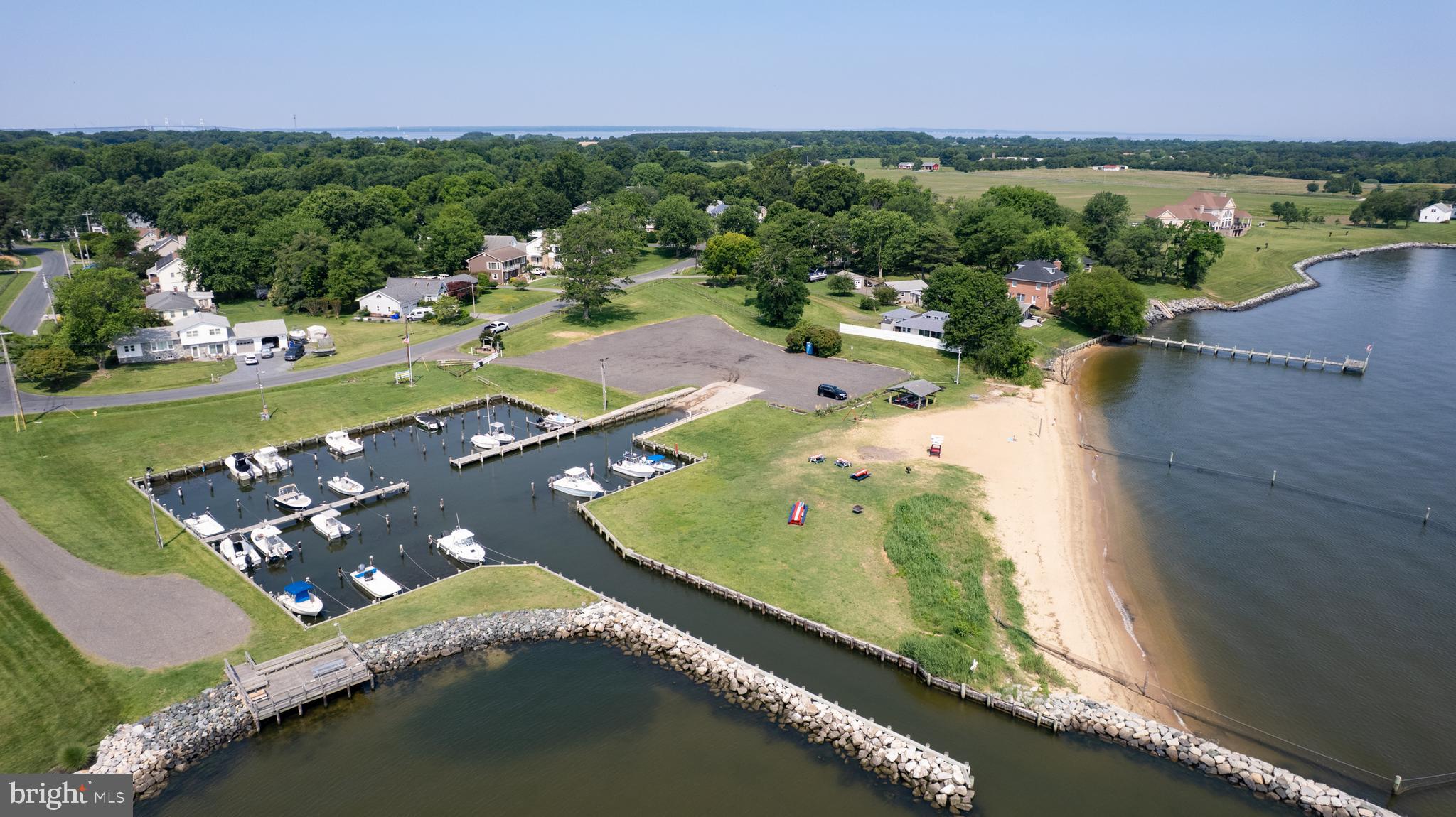 CLOVERFIELDS - Residential