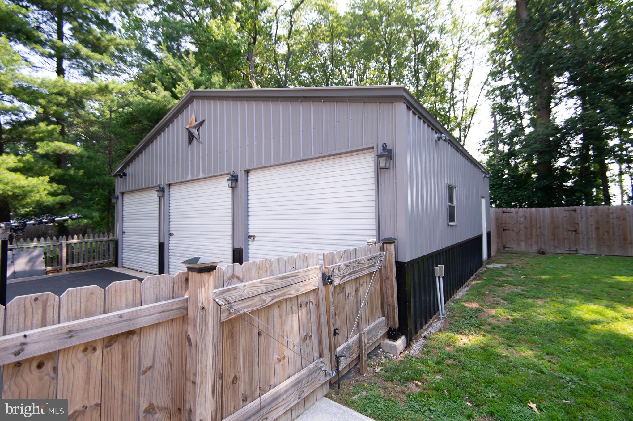 CLOVERFIELDS - Residential