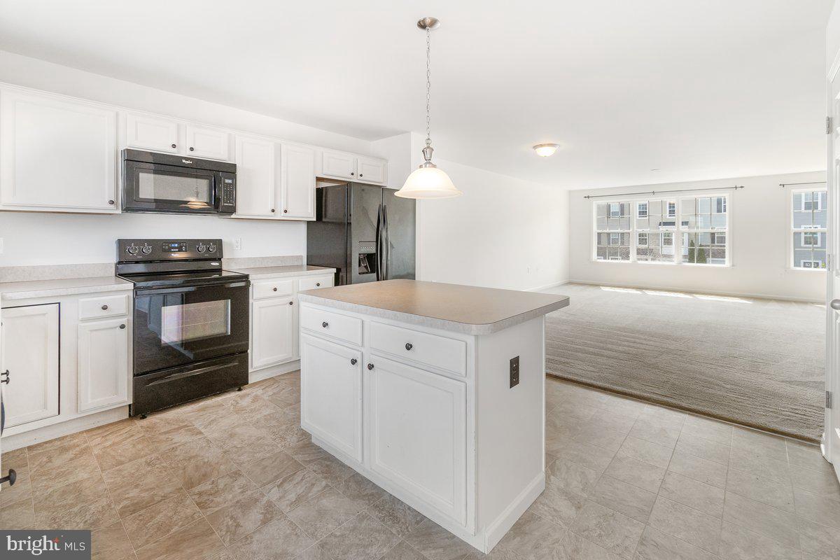 HAMMONDS MILL - Residential Lease