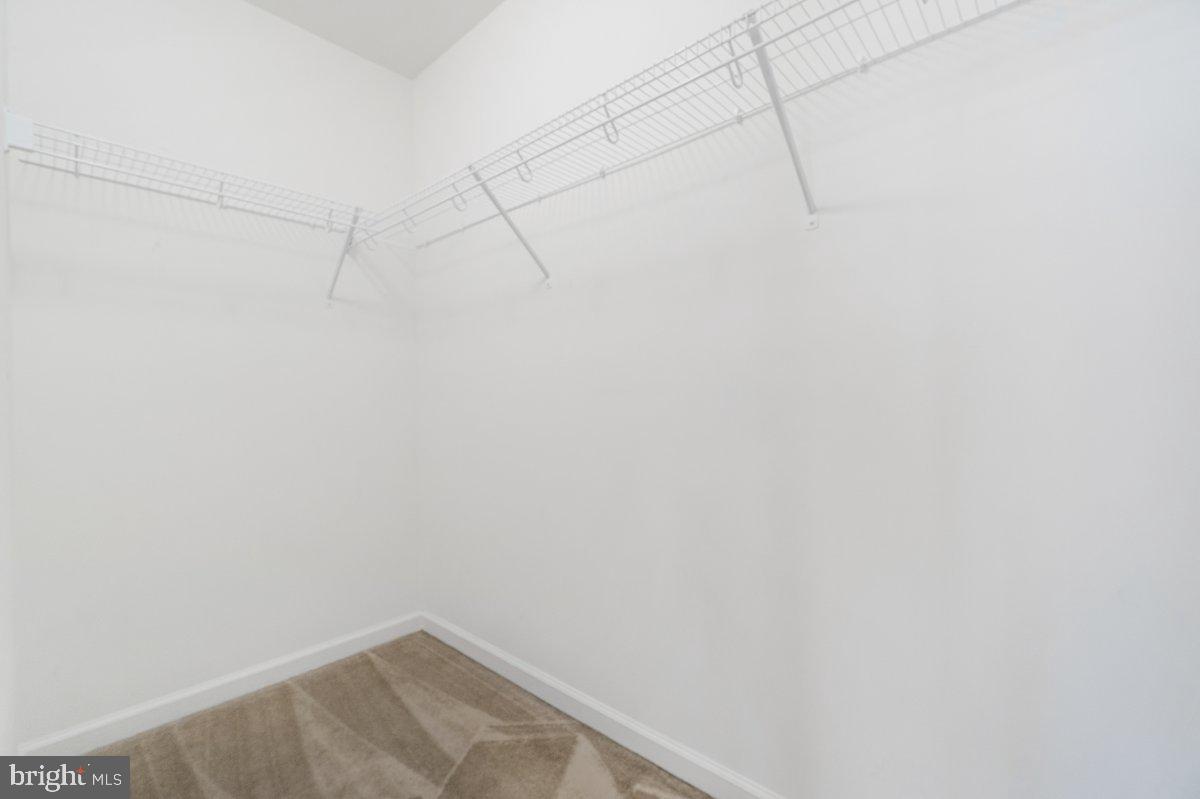 HAMMONDS MILL - Residential Lease