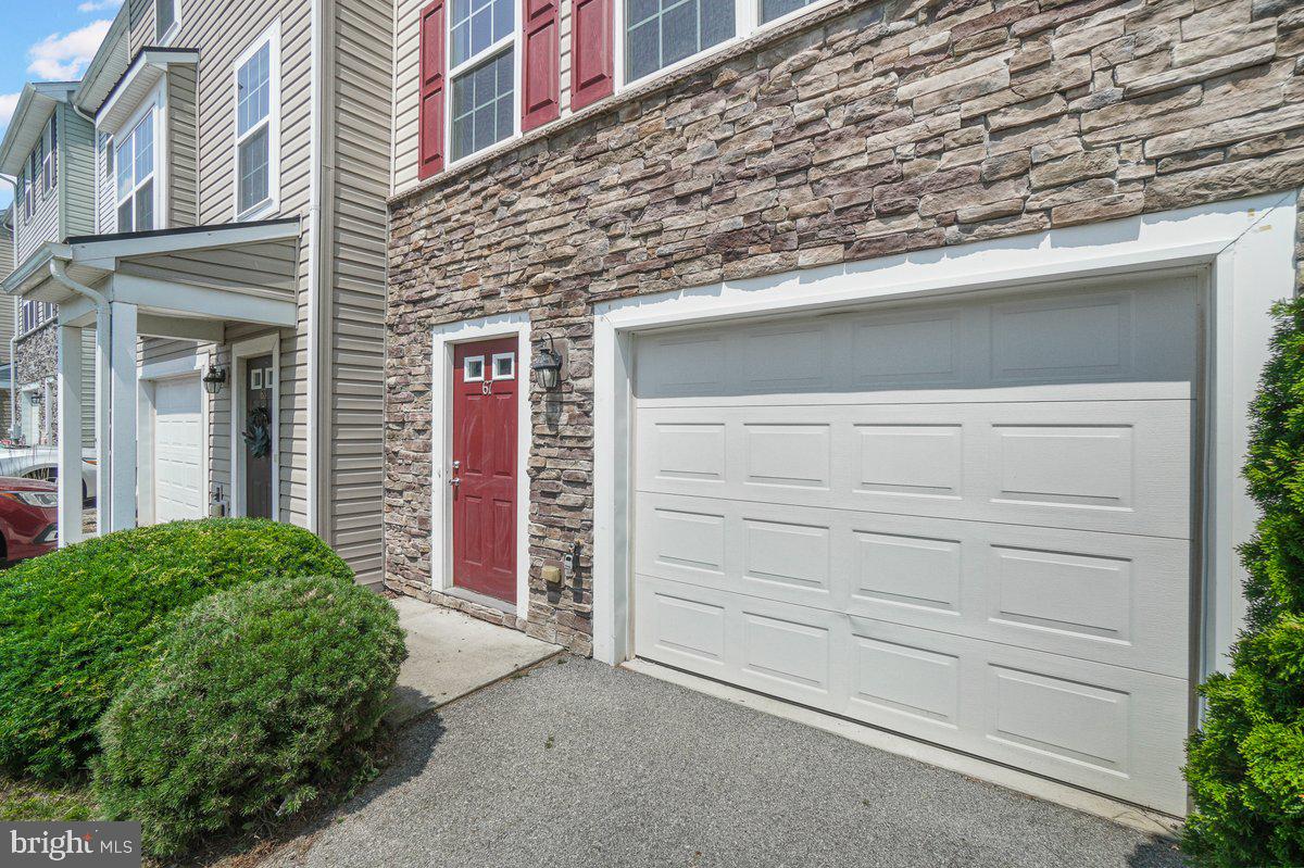 HAMMONDS MILL - Residential Lease