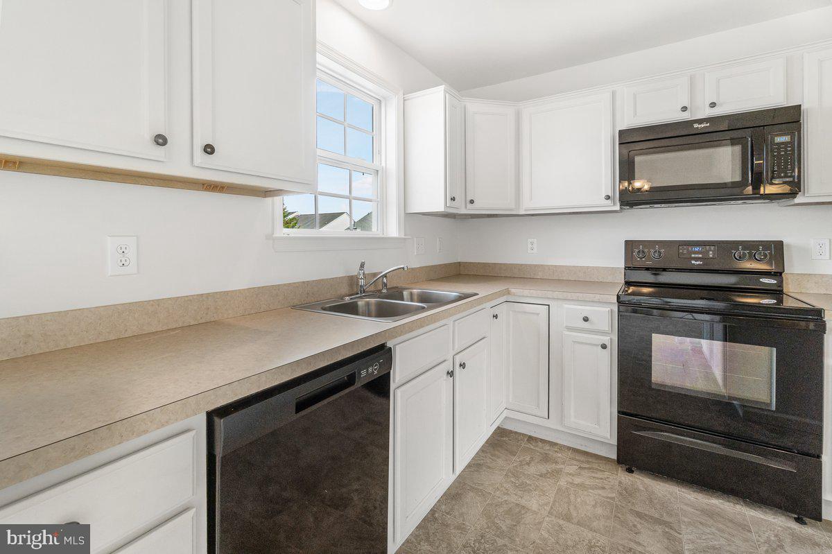 HAMMONDS MILL - Residential Lease