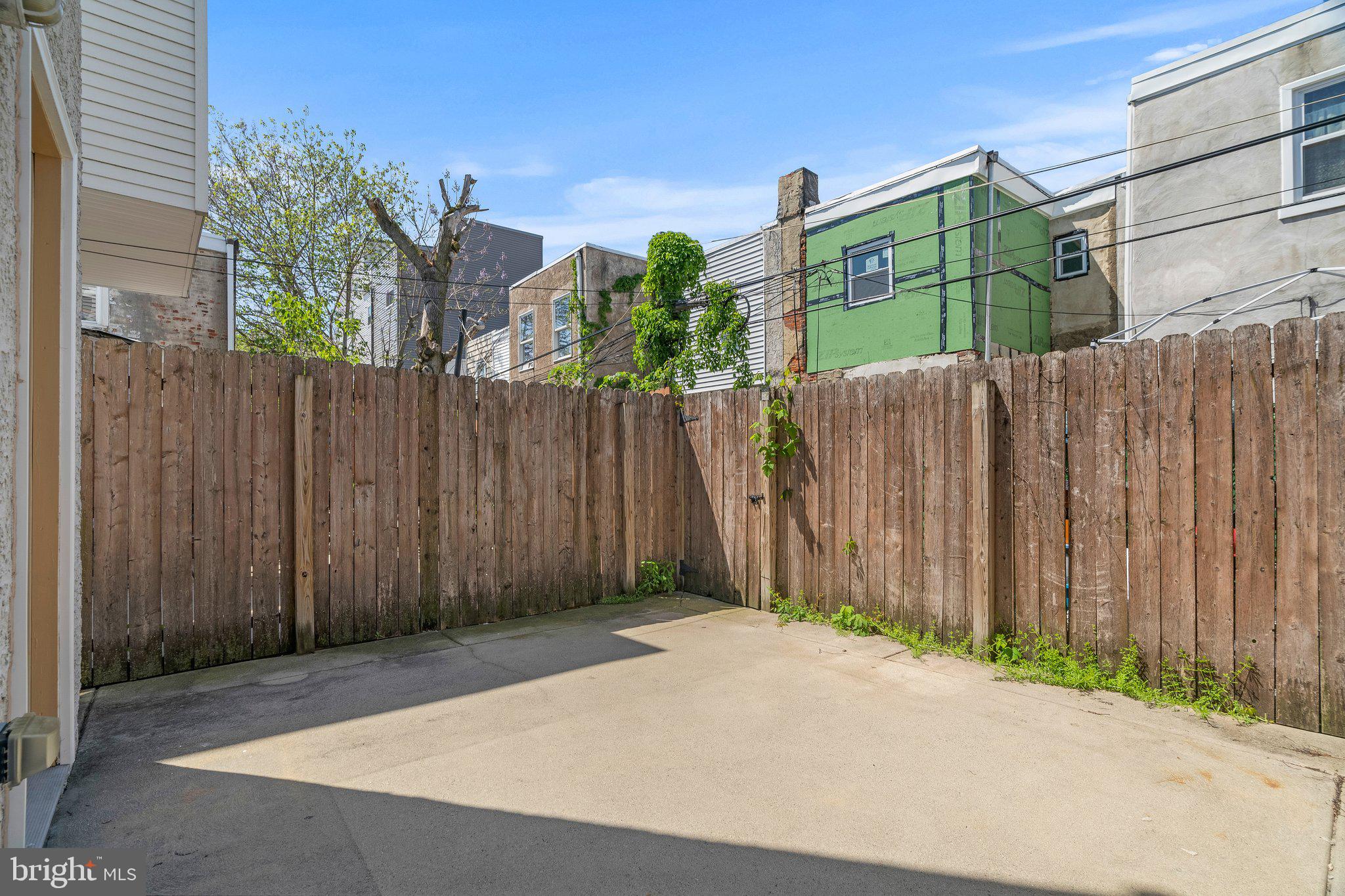 POINT BREEZE - Residential