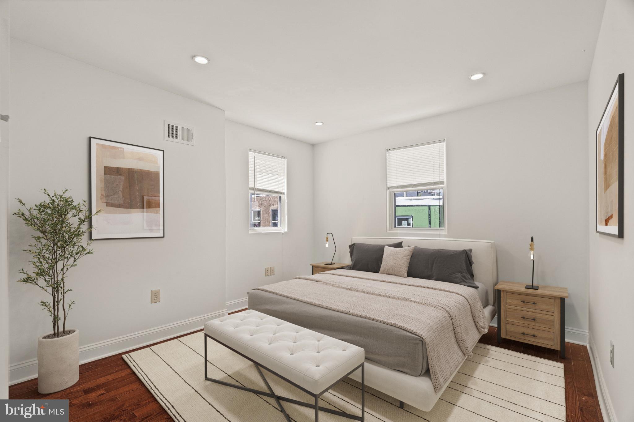 POINT BREEZE - Residential