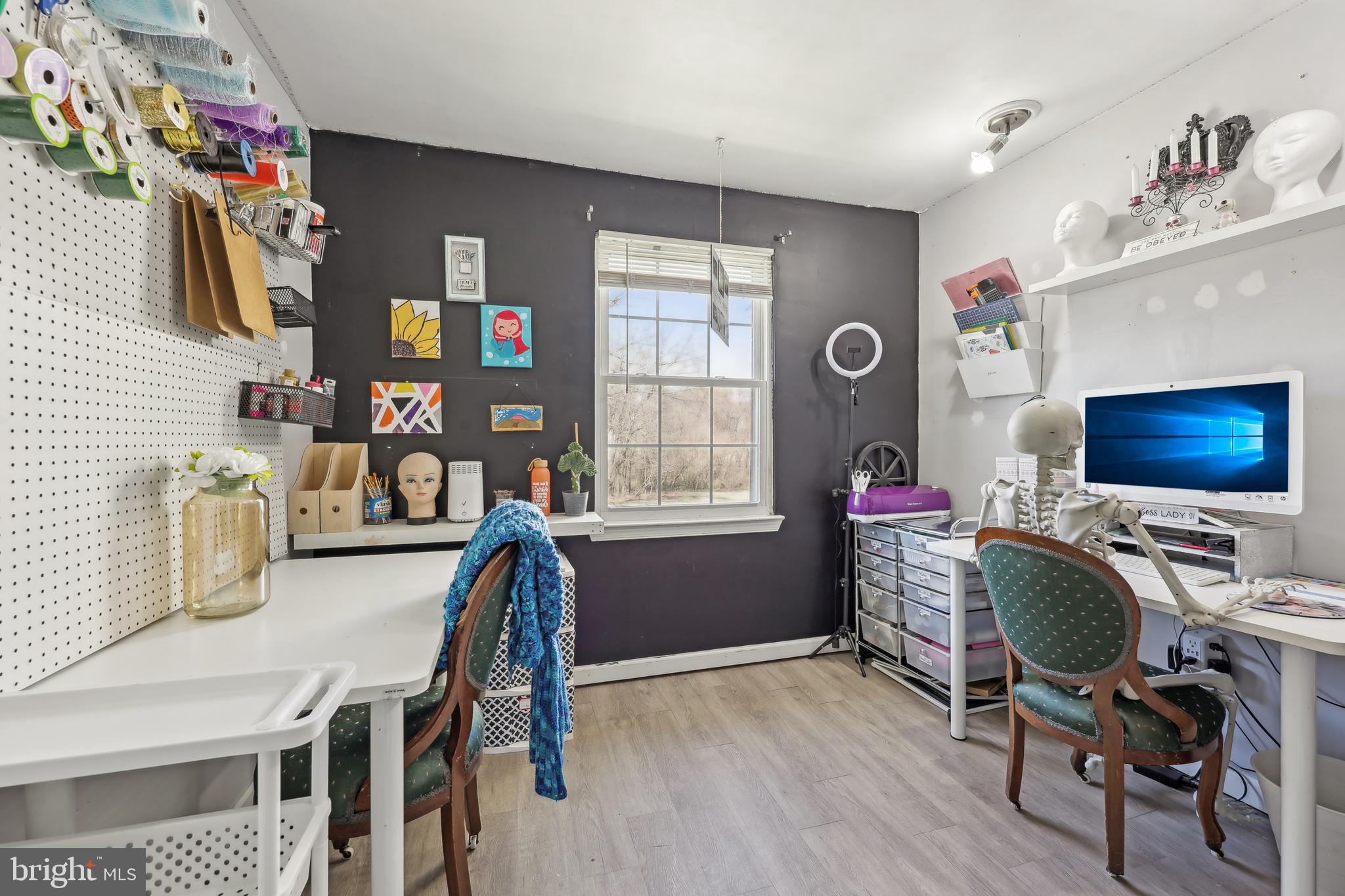 ELIZABETHS LANDING - Residential