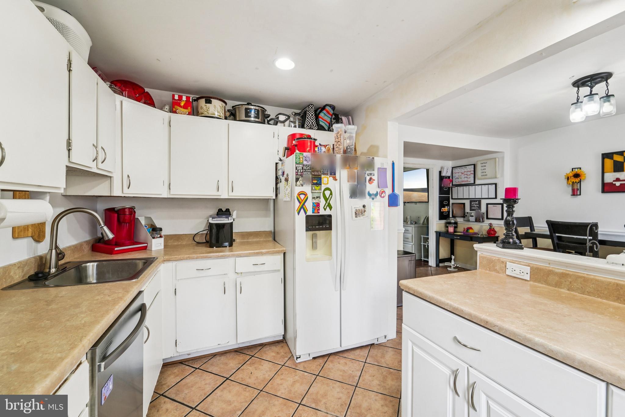 ELIZABETHS LANDING - Residential