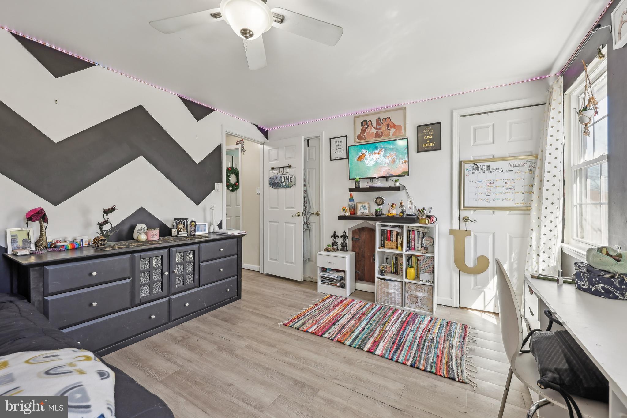 ELIZABETHS LANDING - Residential