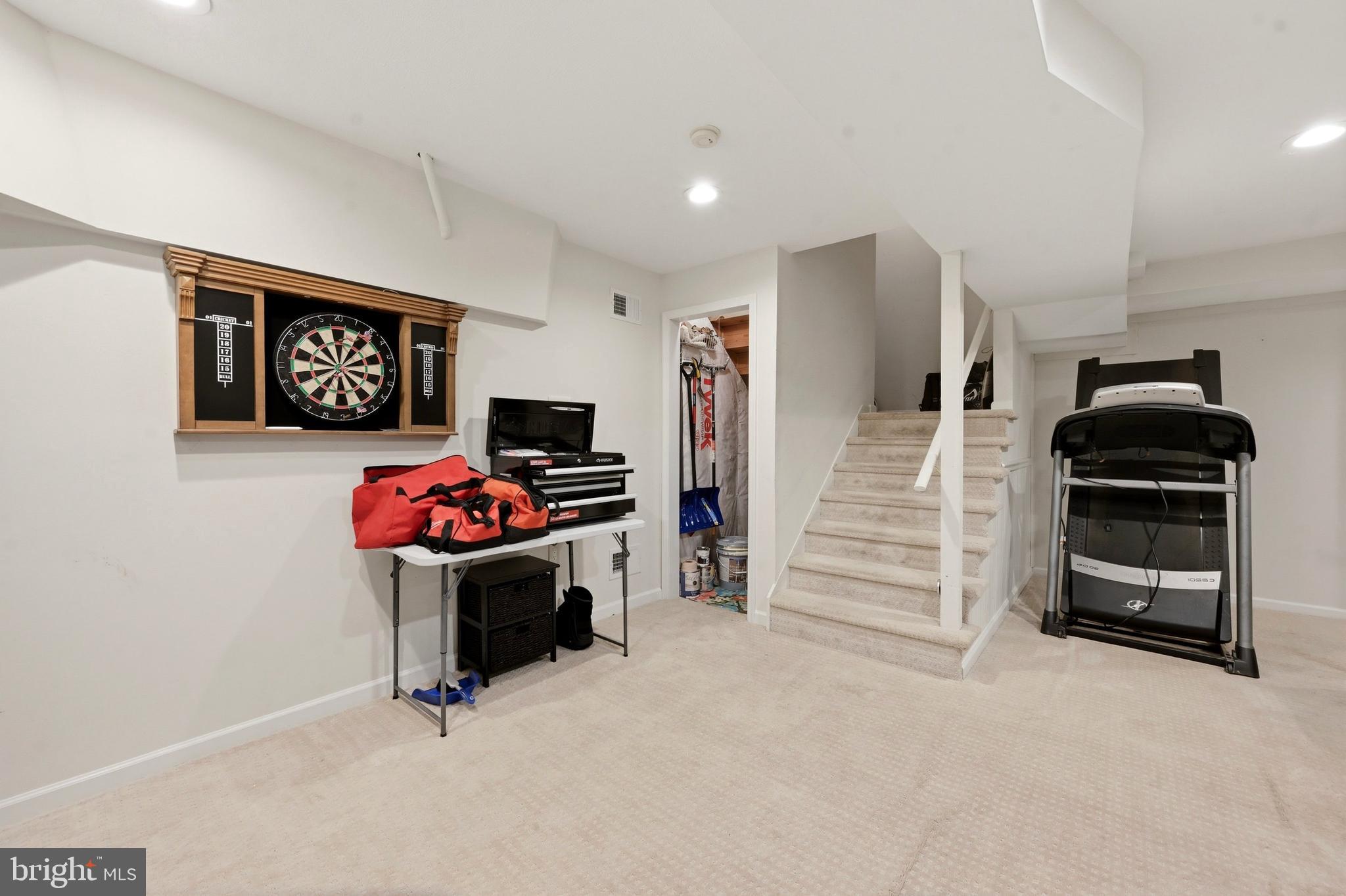 BALLINAHINCH - Residential