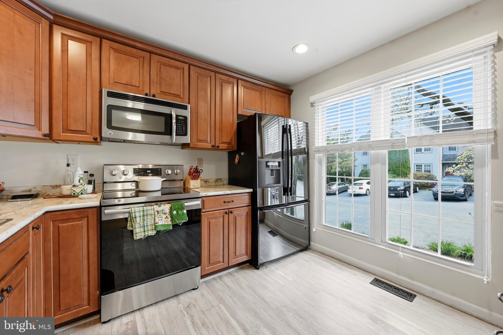 BALLINAHINCH - Residential