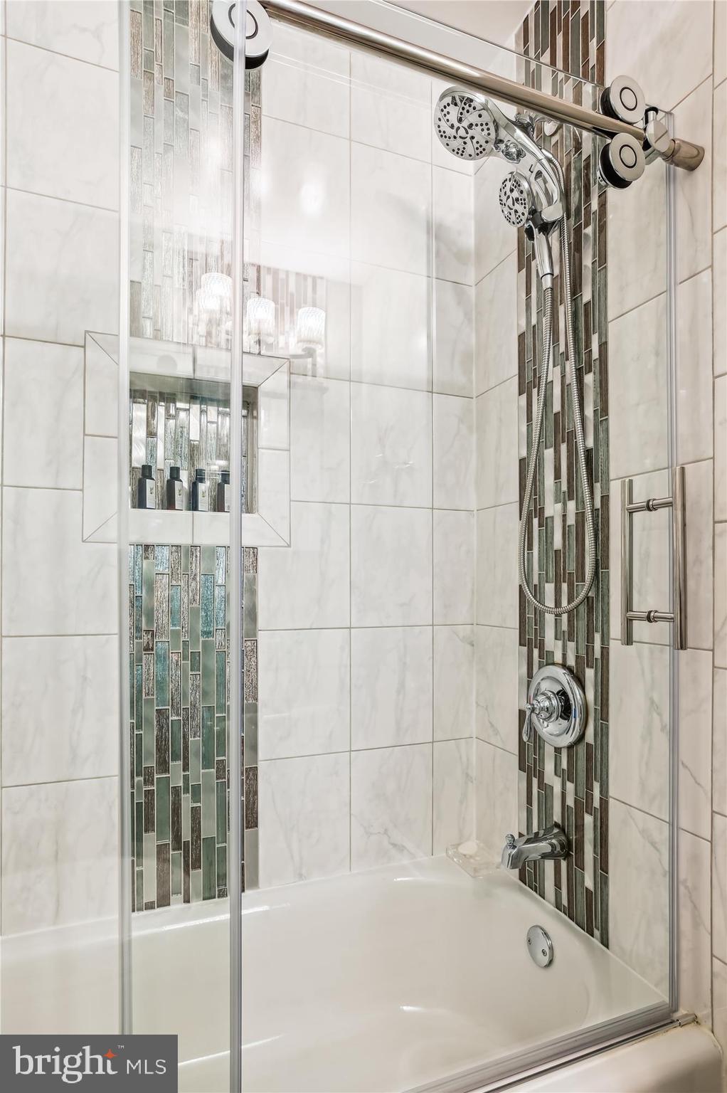 PARKE WEST - Residential