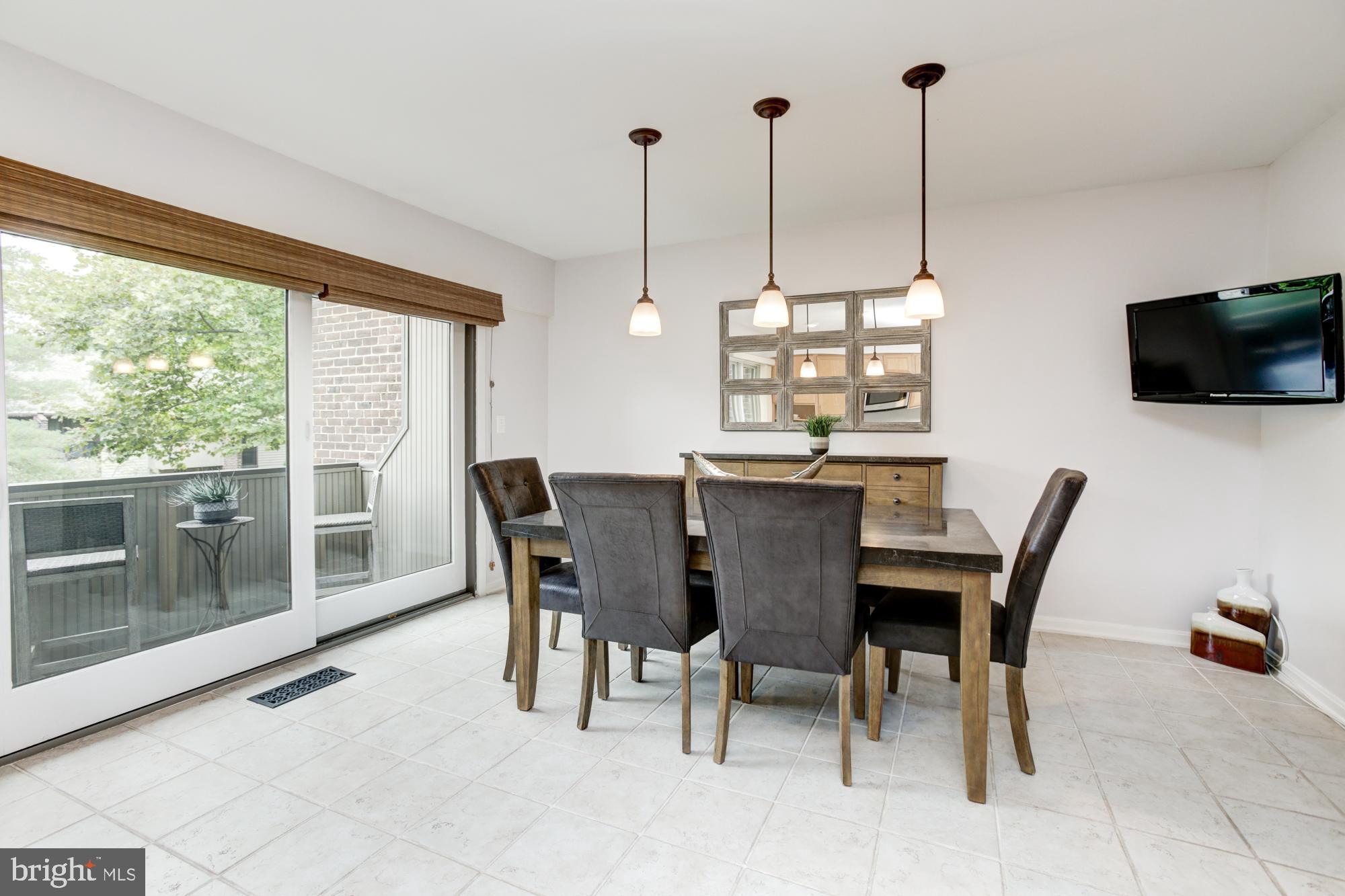 TOWN CENTER - Residential