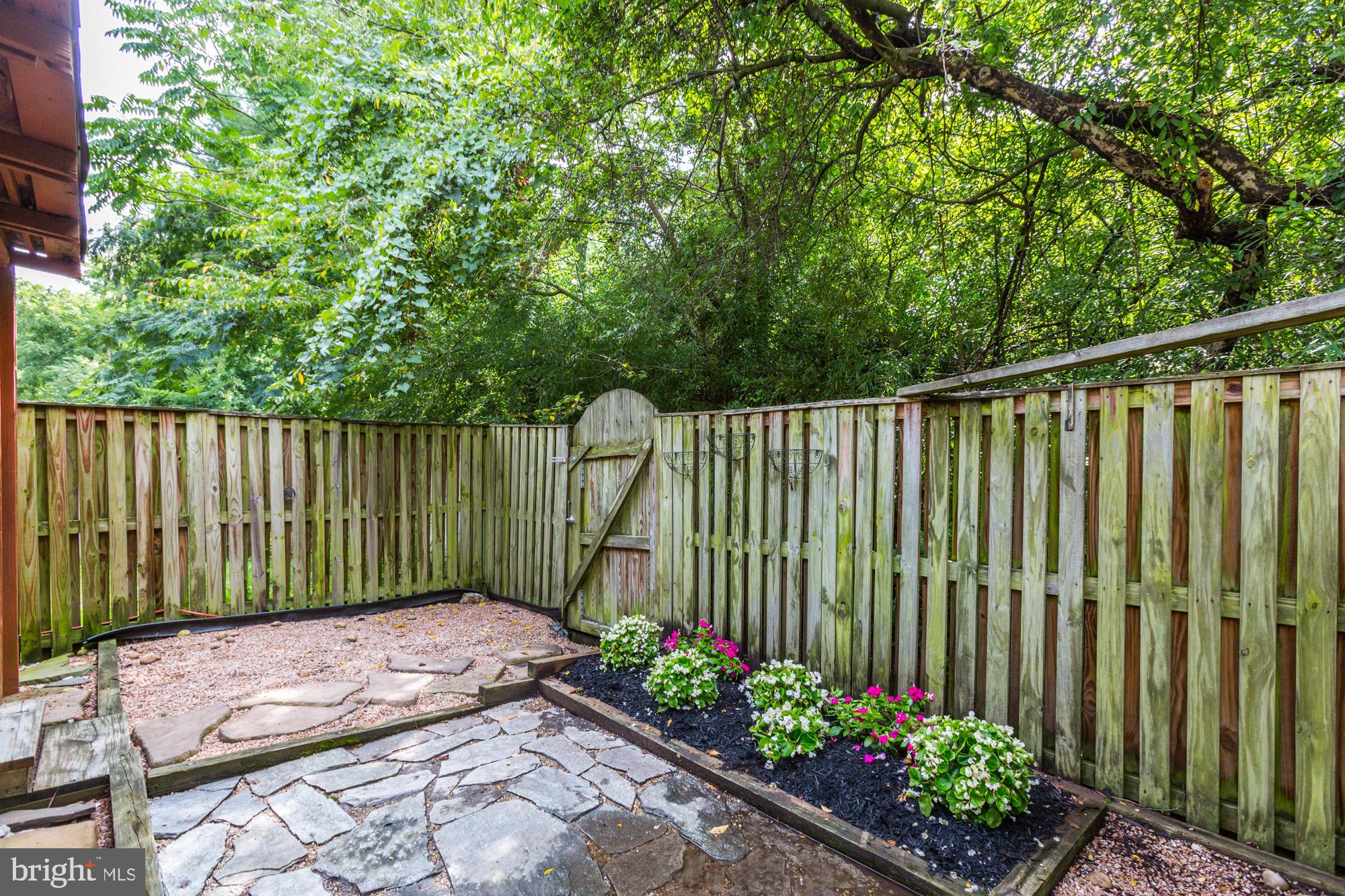 TOWN CENTER - Residential