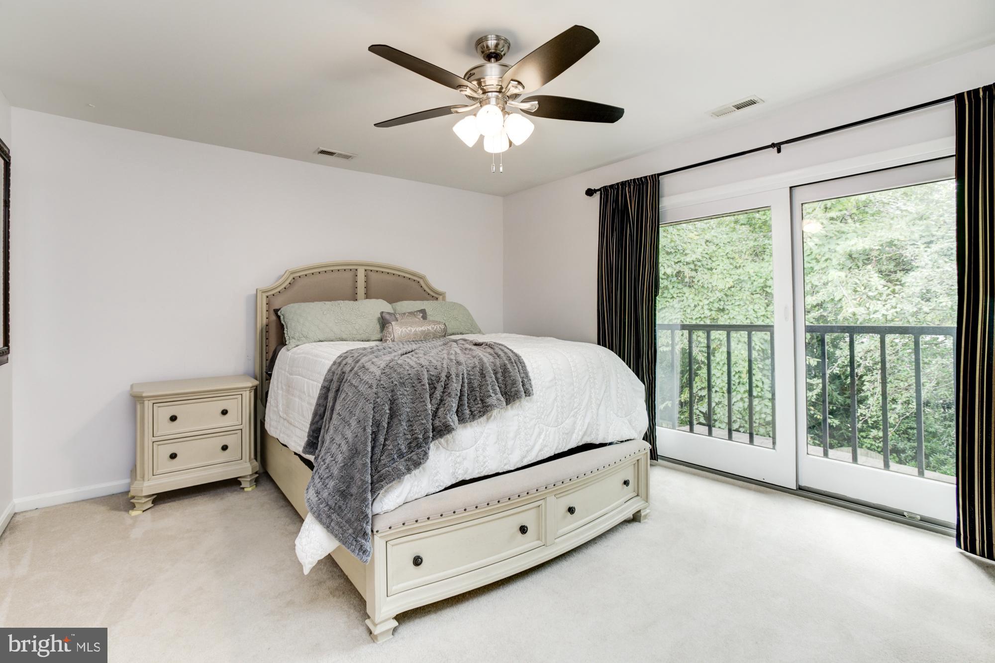 TOWN CENTER - Residential