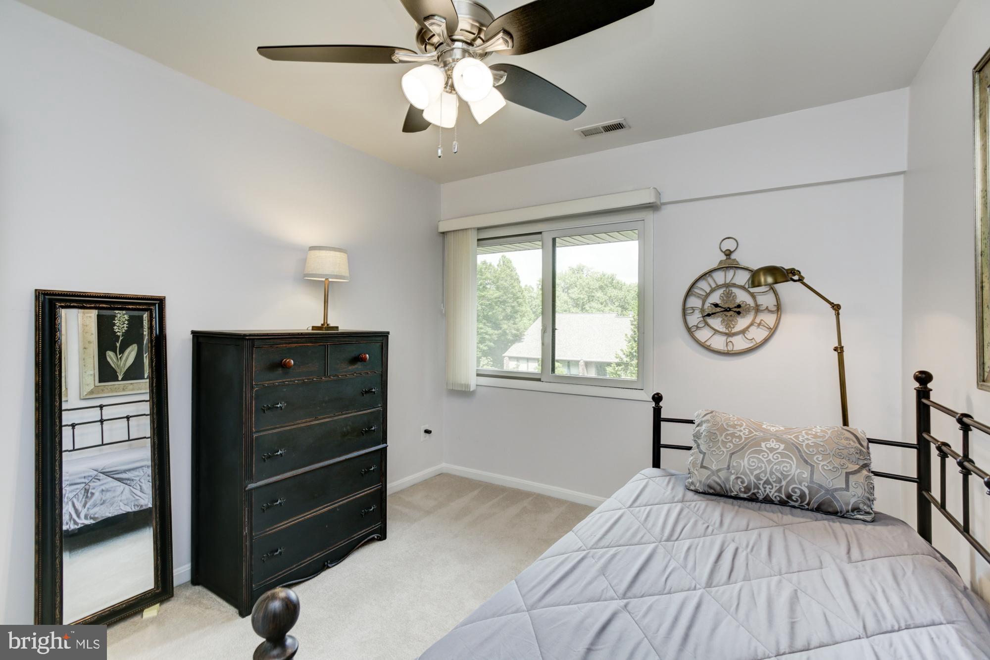 TOWN CENTER - Residential