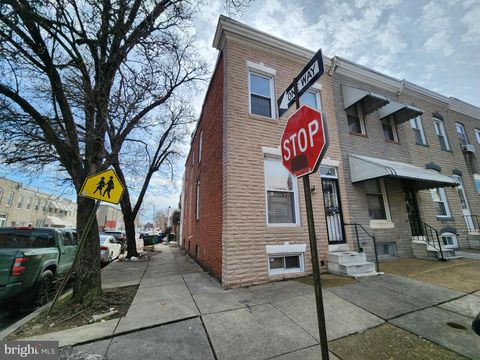 Townhouse For Sale - 3931 E Pratt Street<br/> BALTIMORE, MD 21224