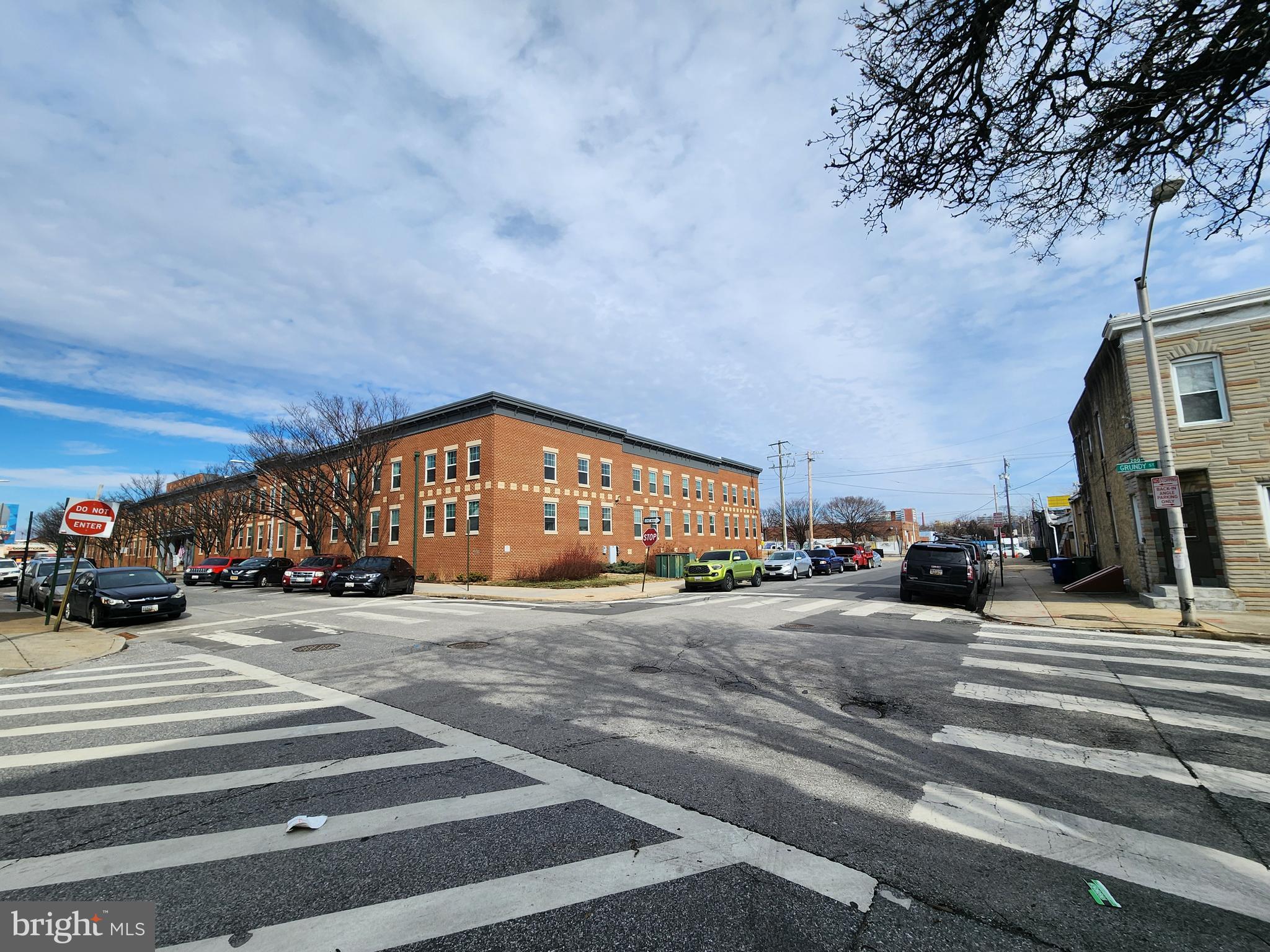 HIGHLANDTOWN - Residential