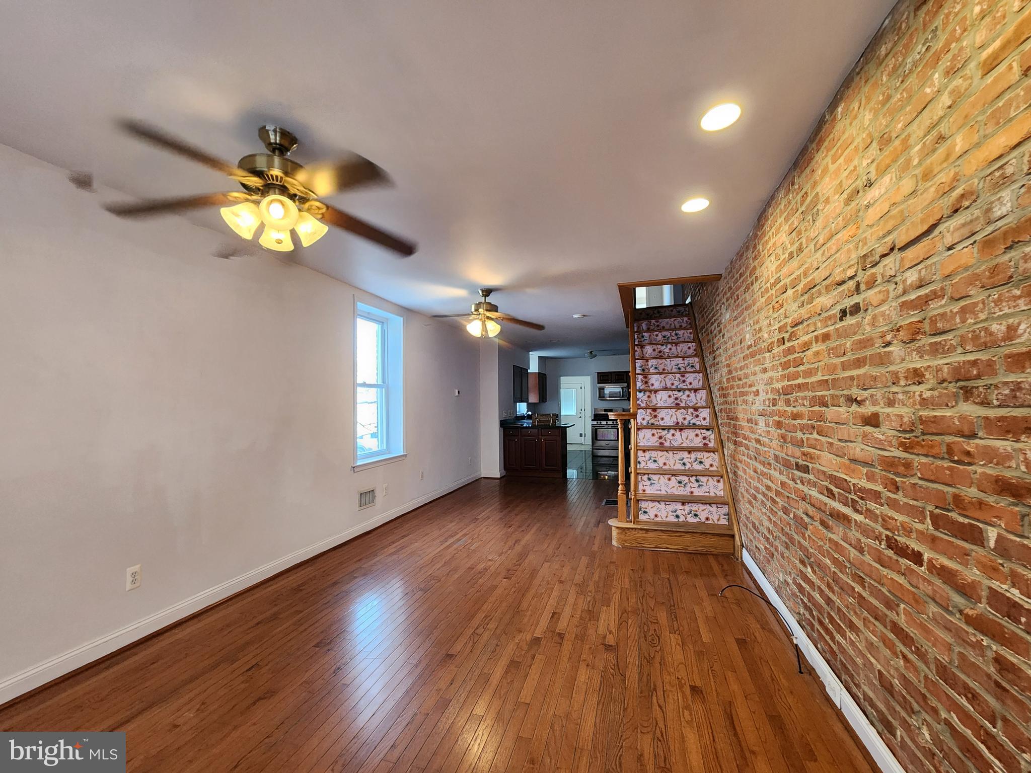 HIGHLANDTOWN - Residential
