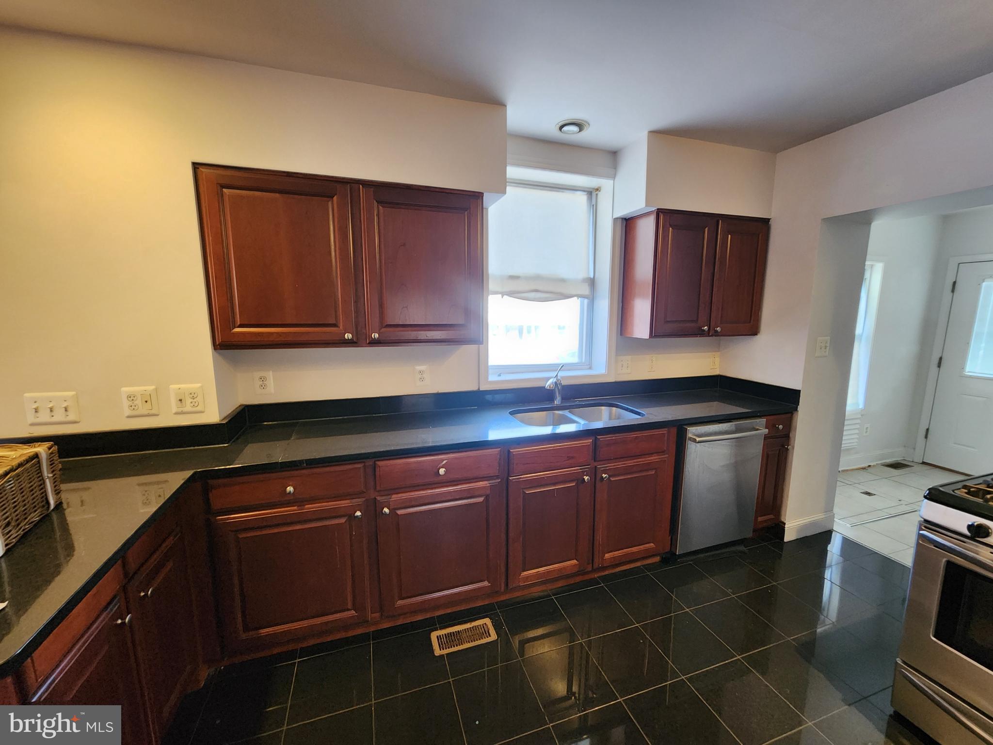 HIGHLANDTOWN - Residential