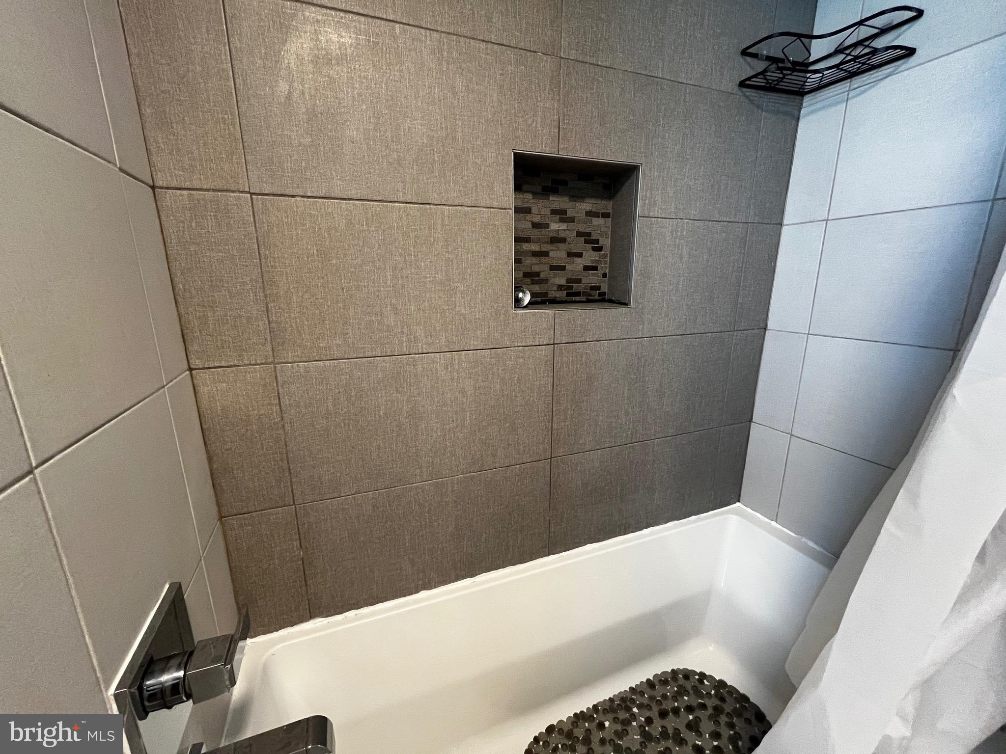 BREWERYTOWN - Residential Lease