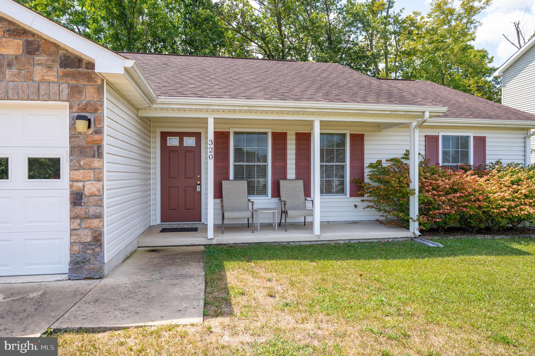 PINE GROVE ESTATES - Residential