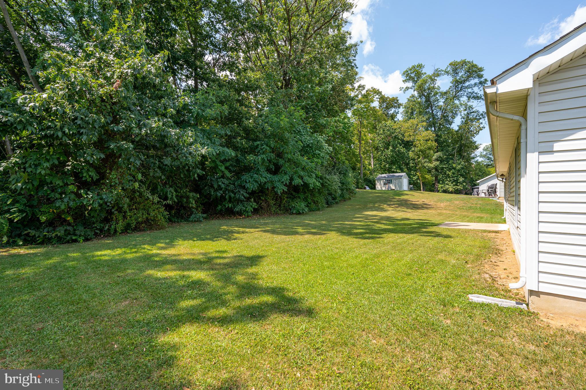 PINE GROVE ESTATES - Residential