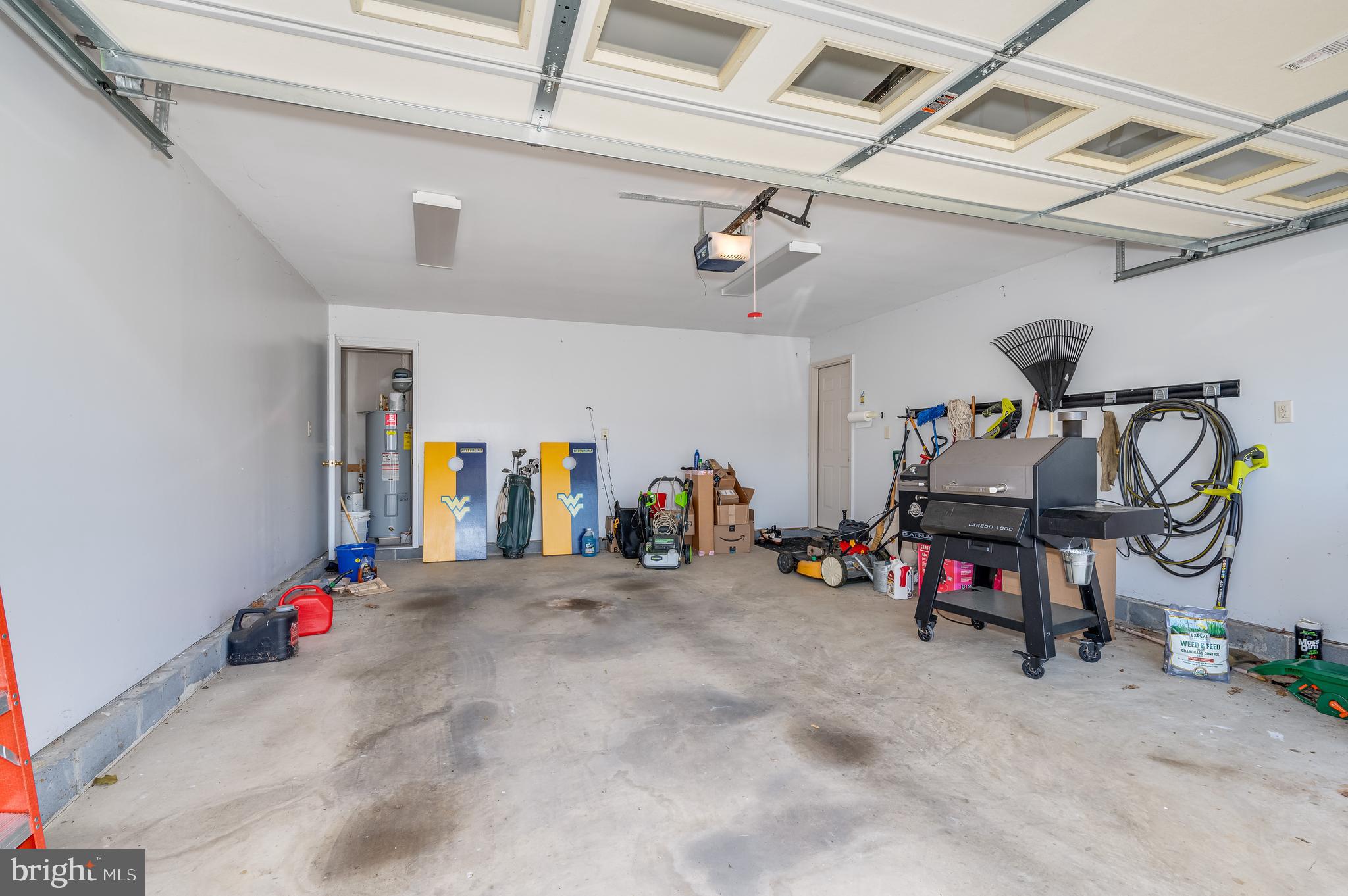 PINE GROVE ESTATES - Residential