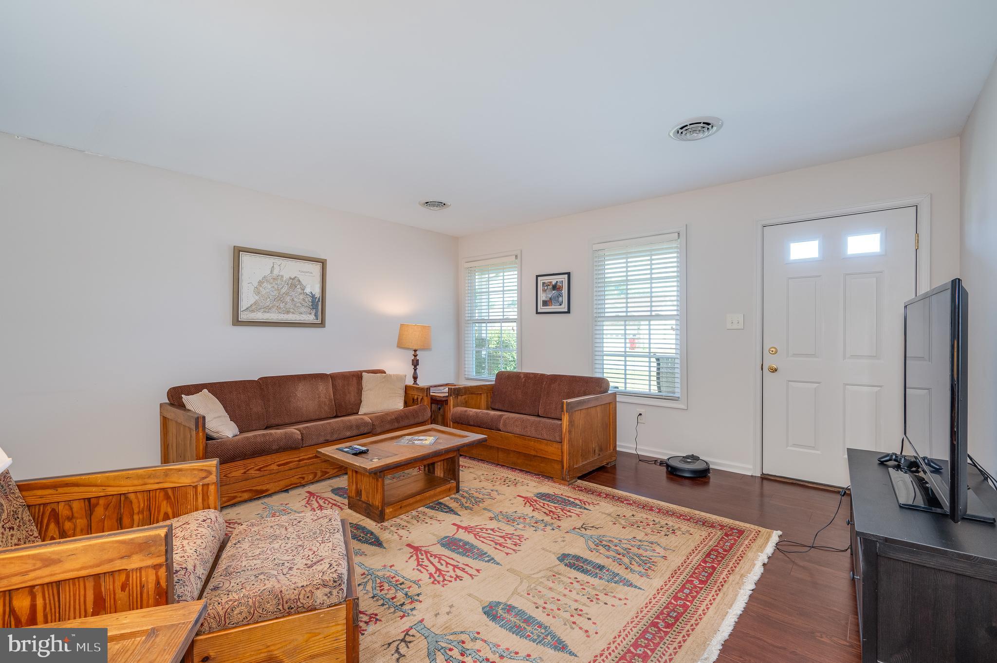 PINE GROVE ESTATES - Residential