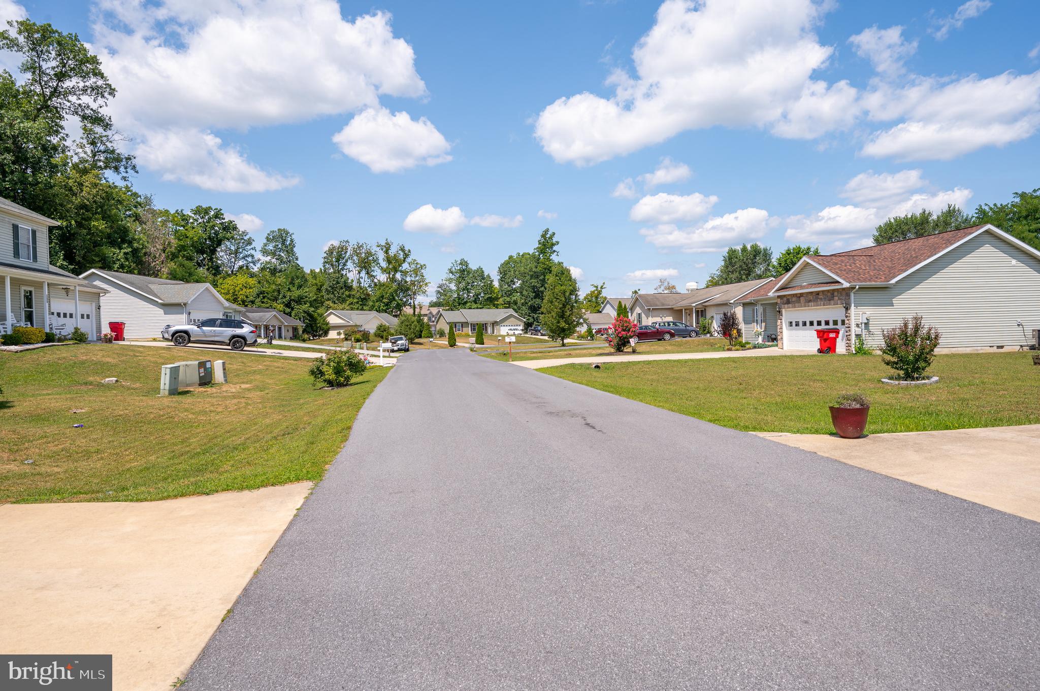 PINE GROVE ESTATES - Residential