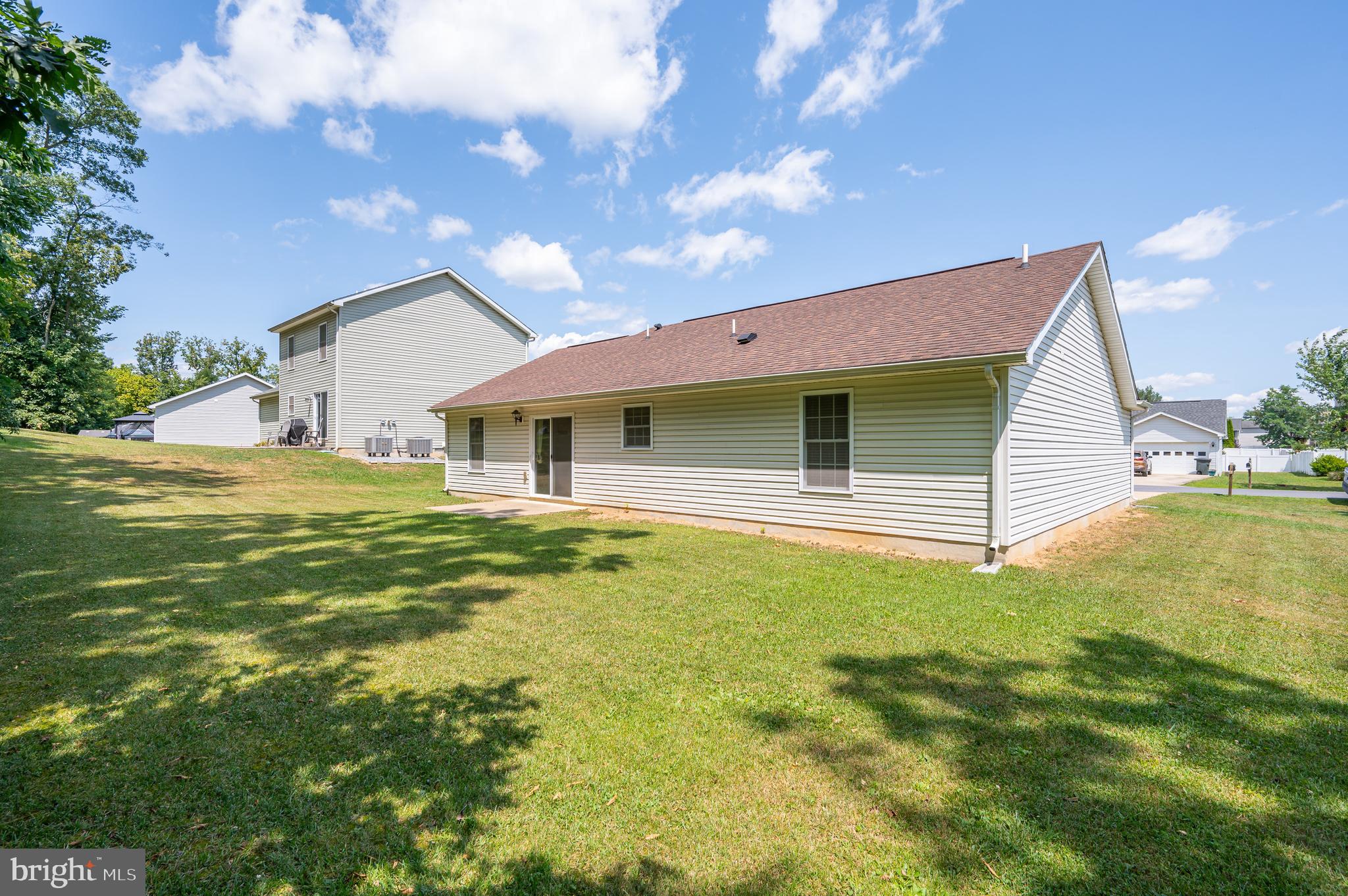 PINE GROVE ESTATES - Residential