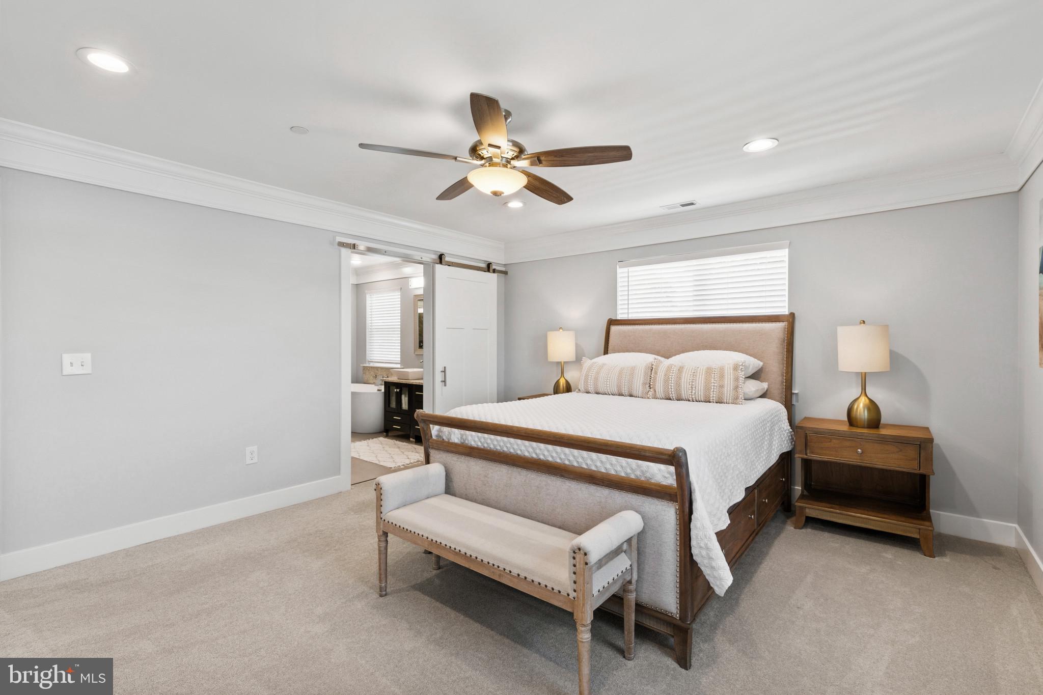 OYSTER HARBOR - Residential