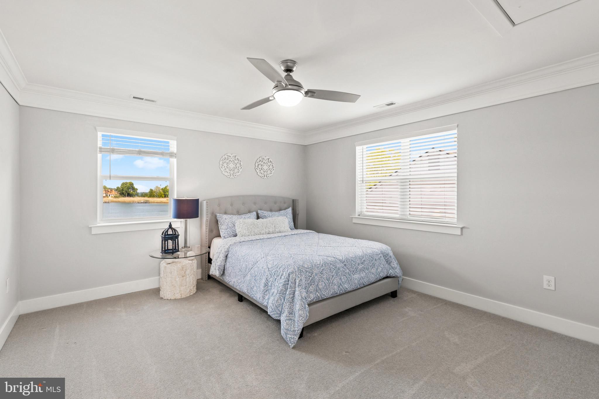 OYSTER HARBOR - Residential