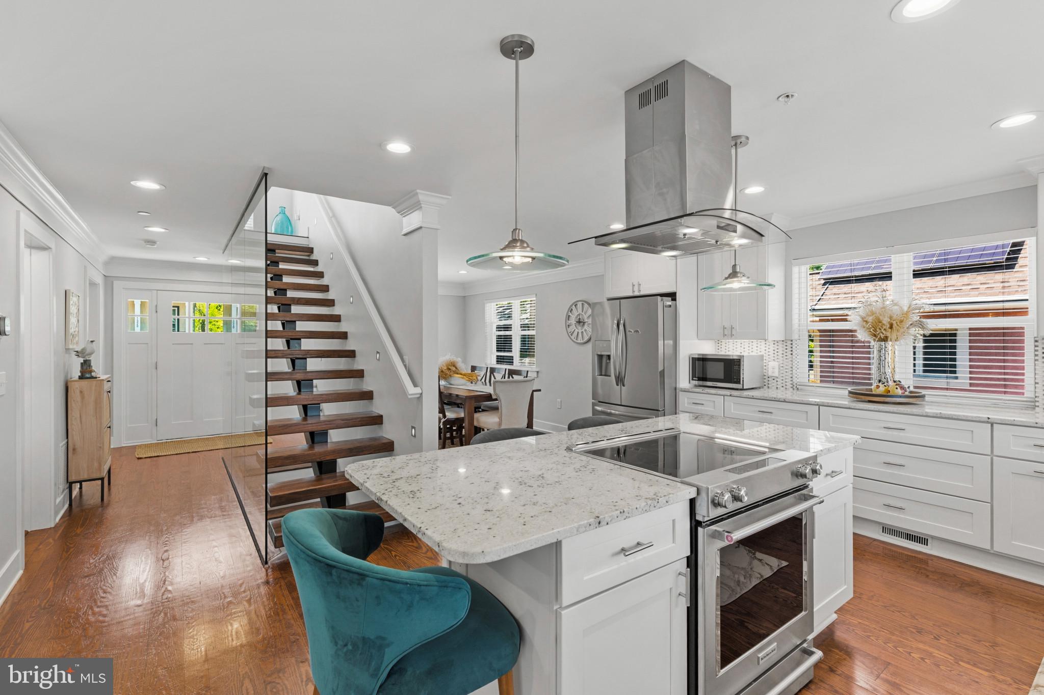 OYSTER HARBOR - Residential
