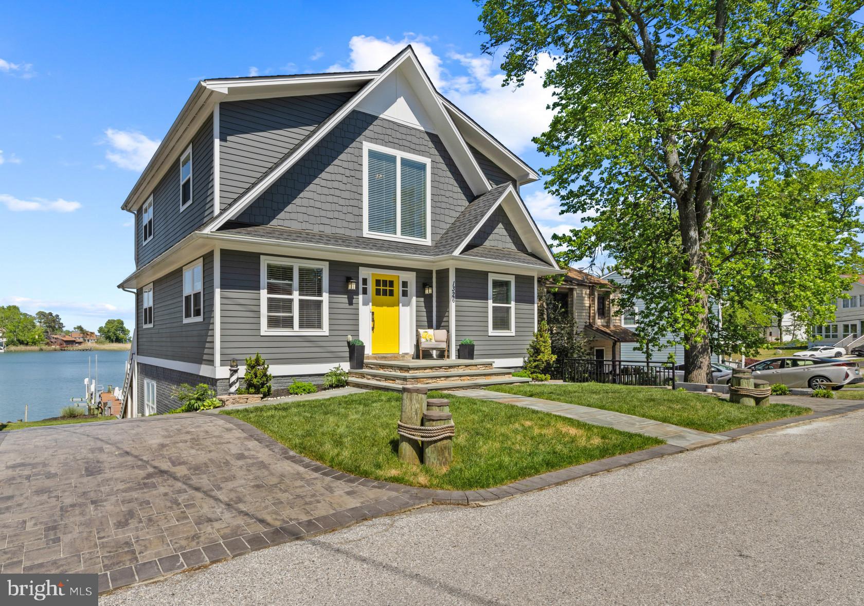 OYSTER HARBOR - Residential