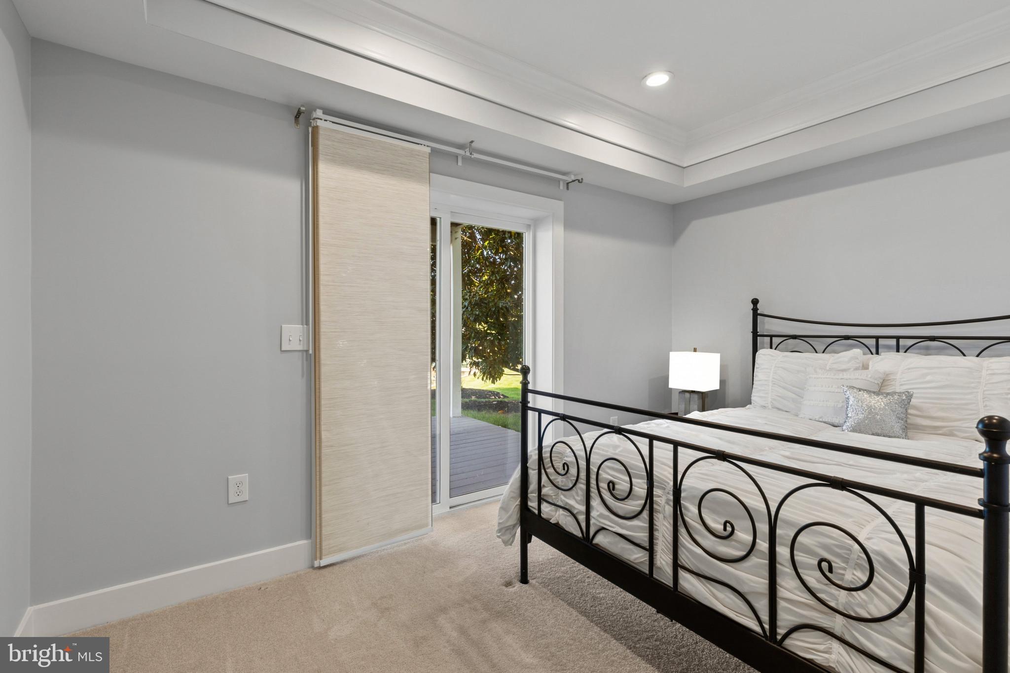 OYSTER HARBOR - Residential