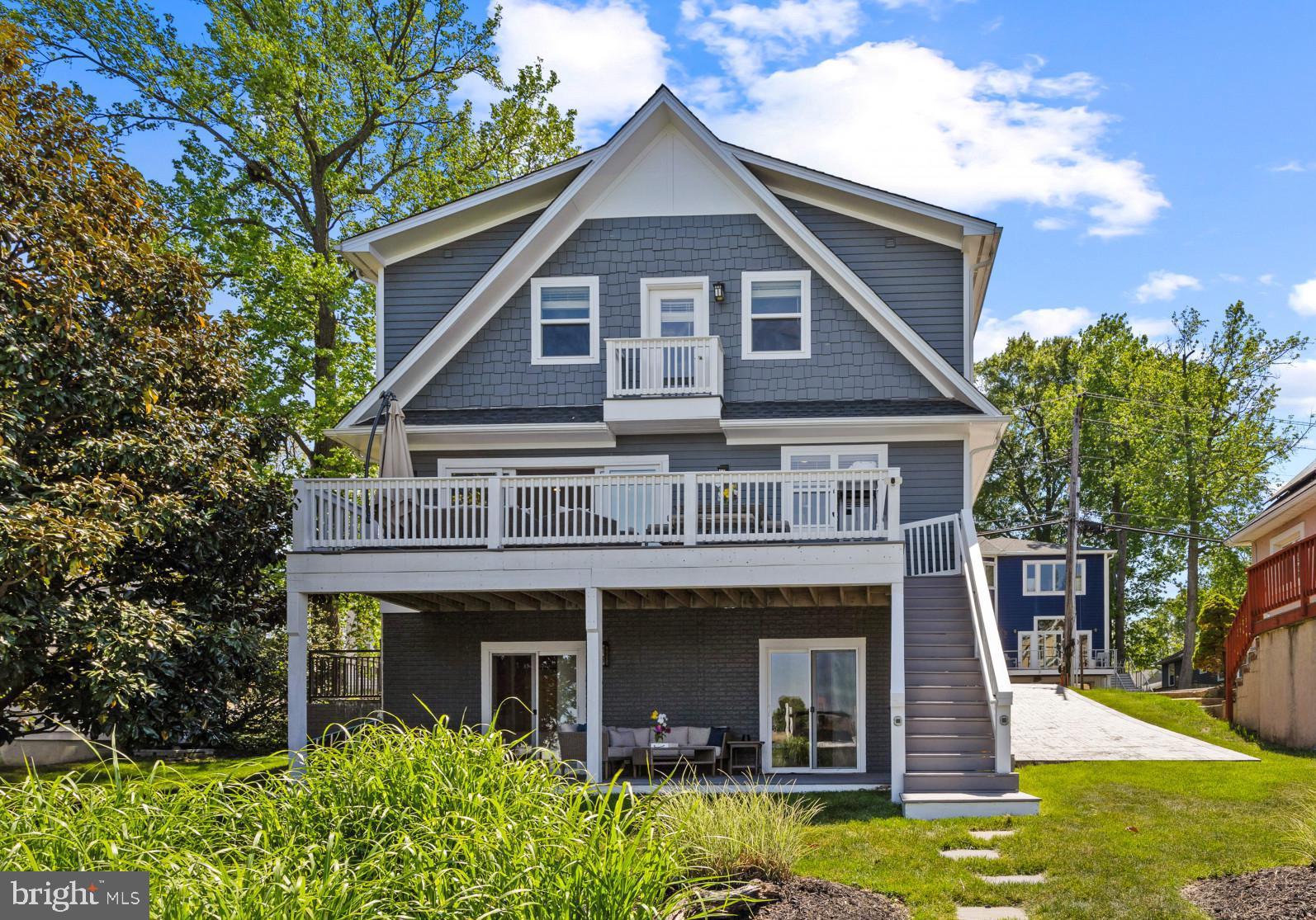 OYSTER HARBOR - Residential