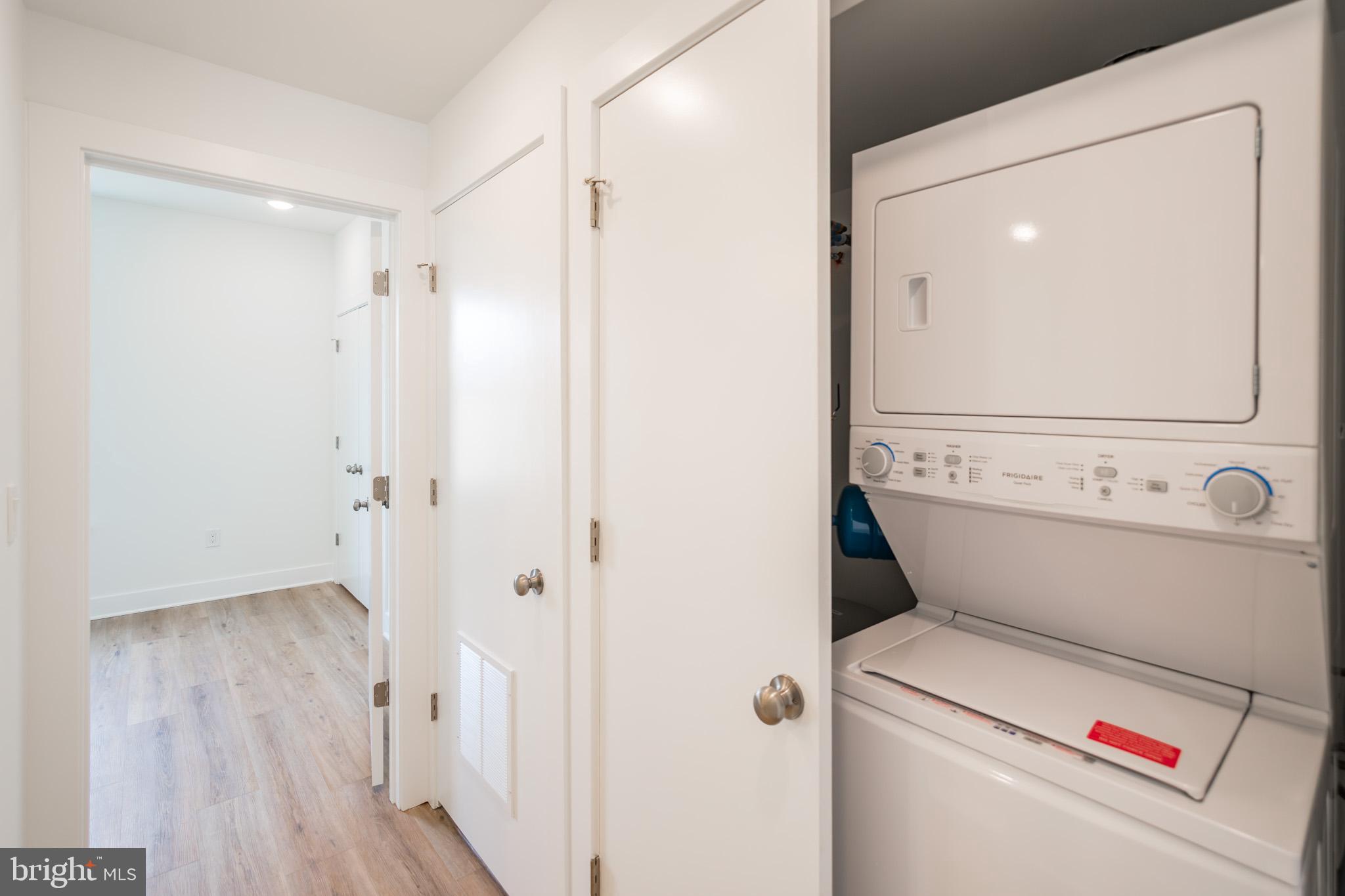 CENTER CITY - Residential Lease