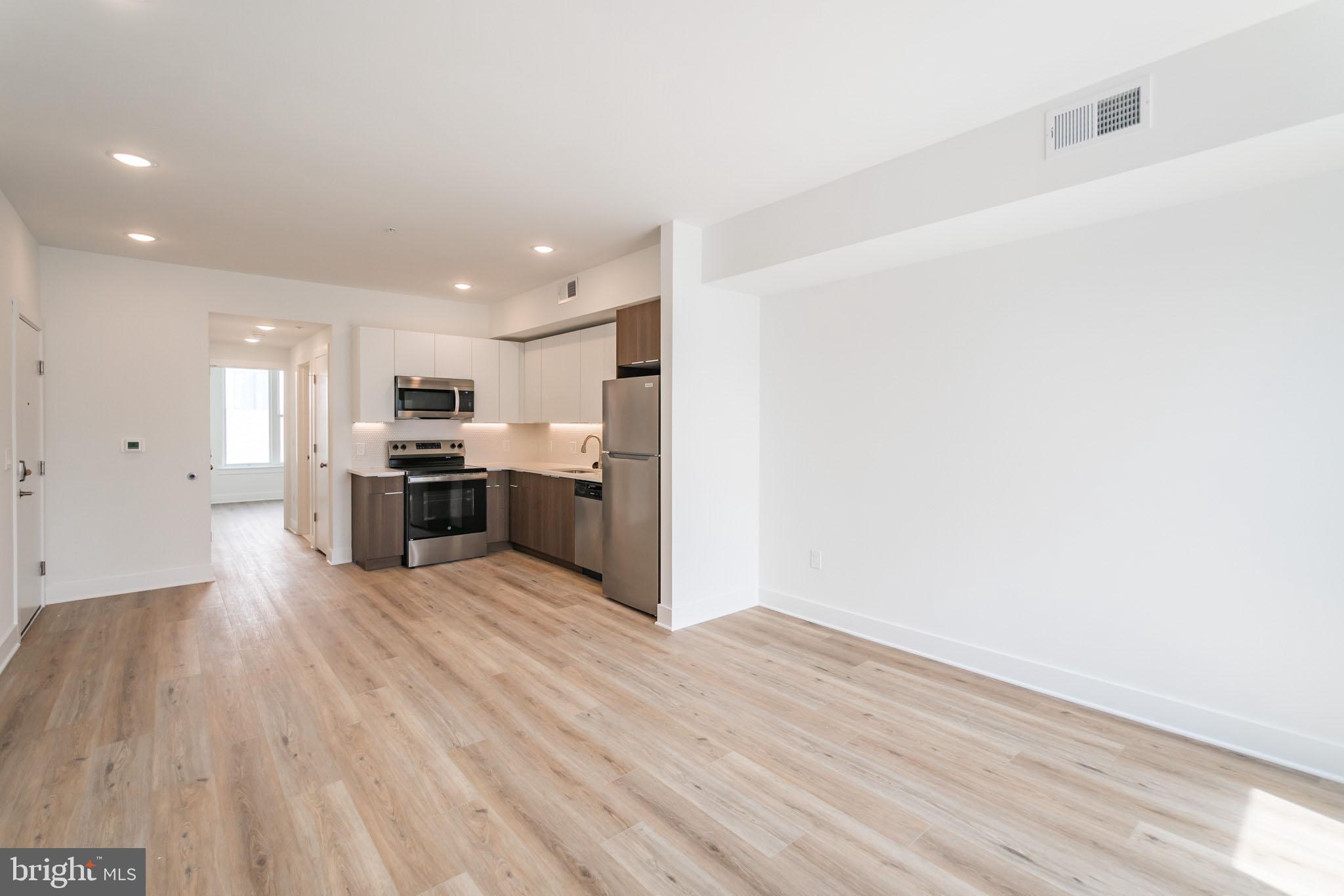 CENTER CITY - Residential Lease