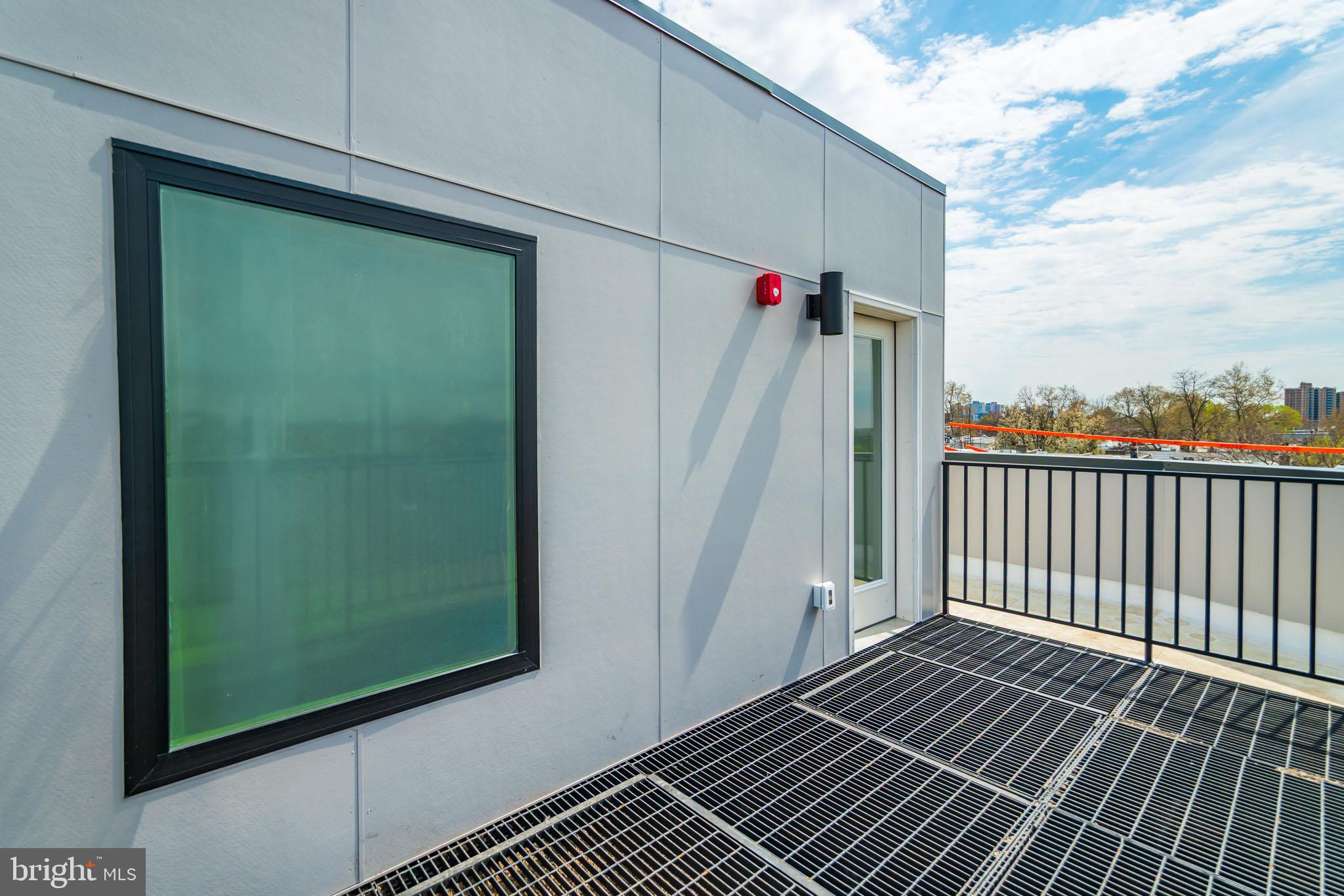 CENTER CITY - Residential Lease