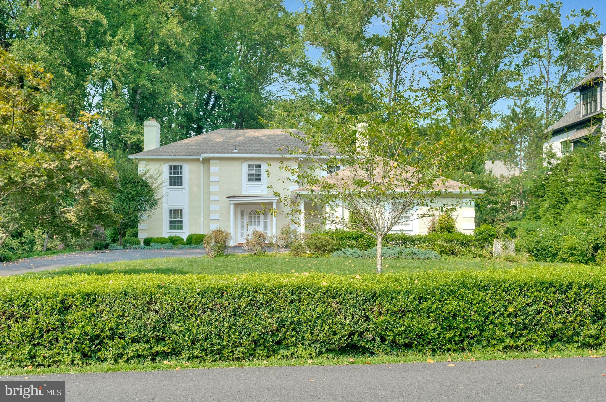 LANGLEY FOREST - Residential