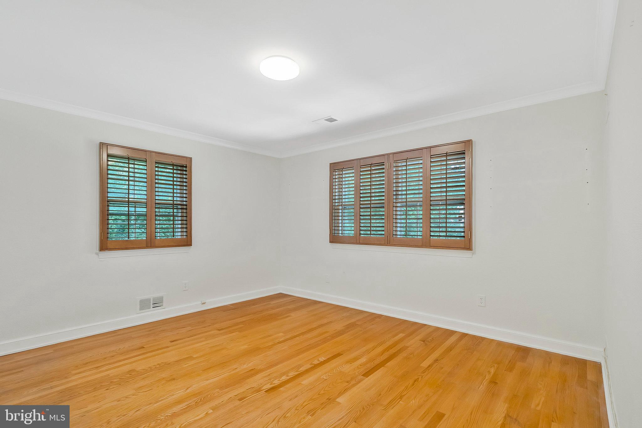 LANGLEY FOREST - Residential